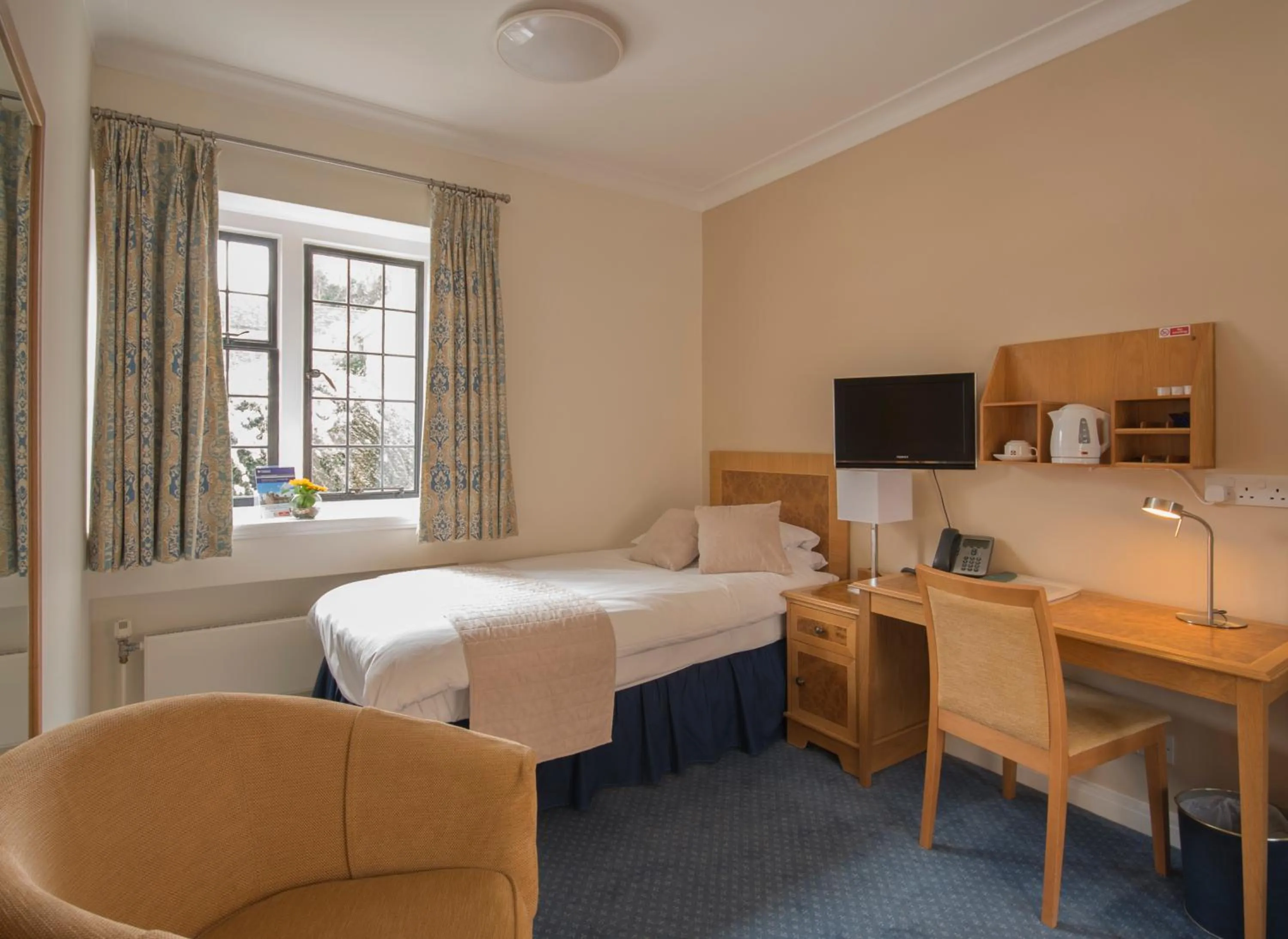 Bed in Madingley Hall