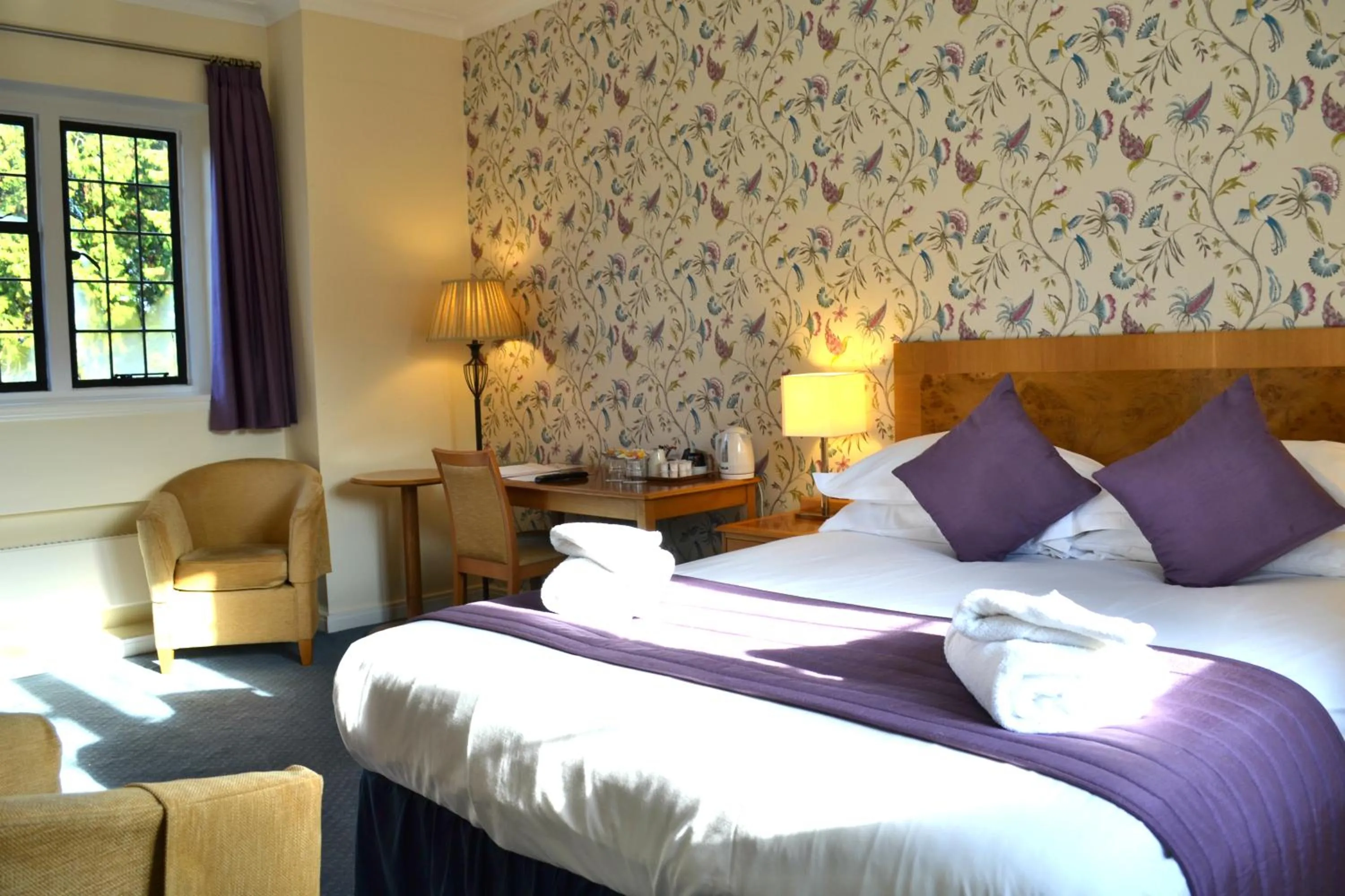 Bedroom, Bed in Madingley Hall