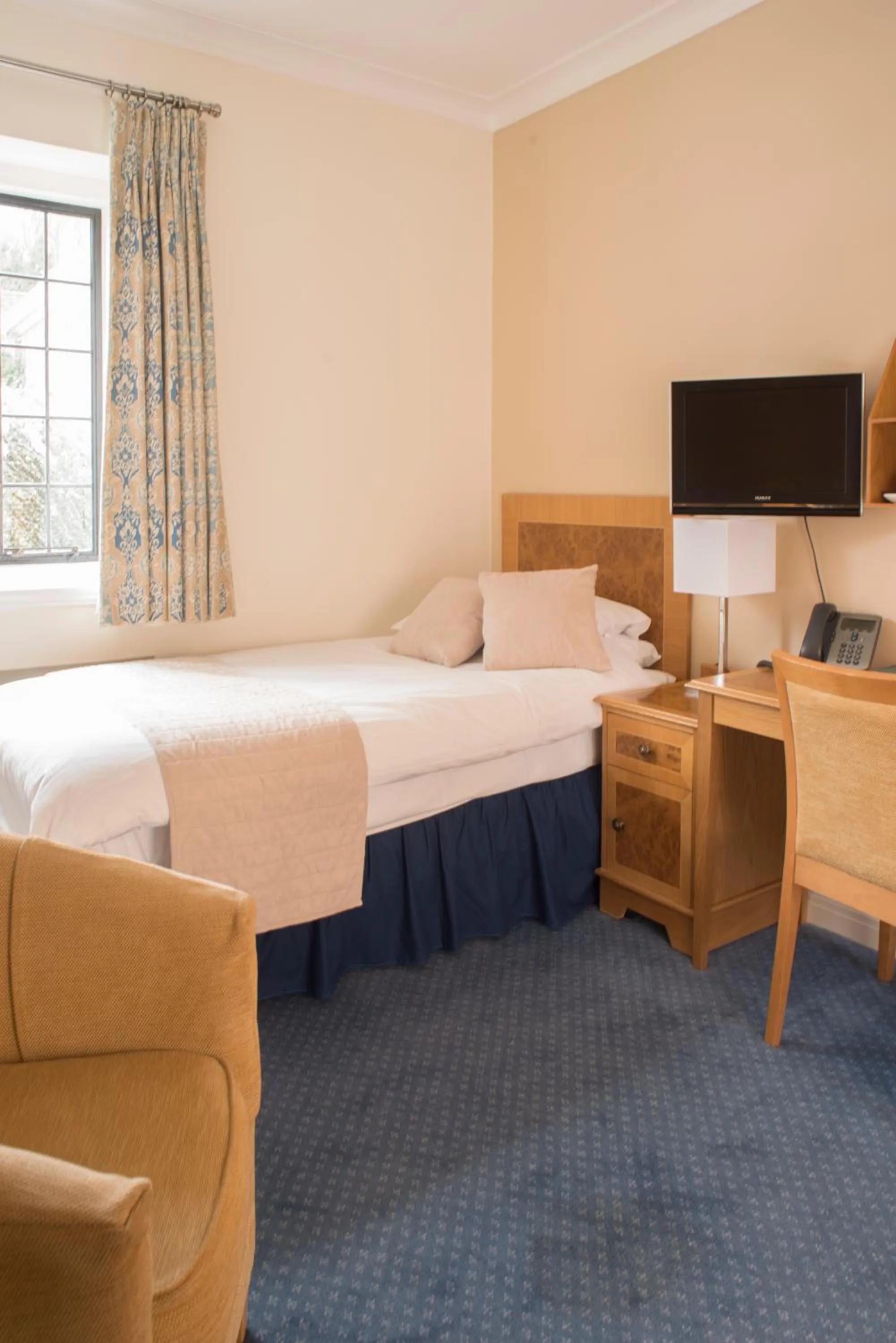 Bed in Madingley Hall