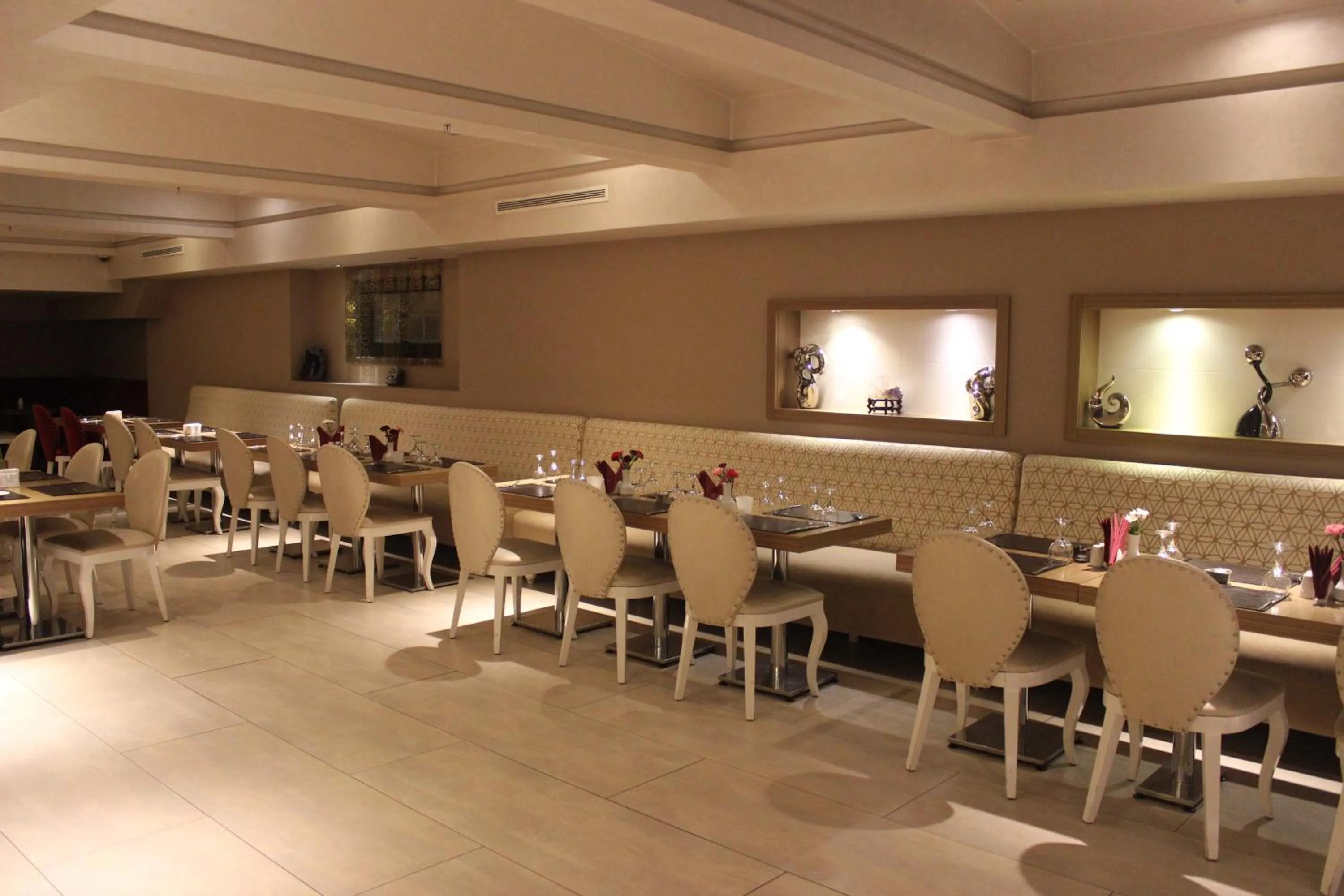 Restaurant/places to eat in The Time Hotel Old City