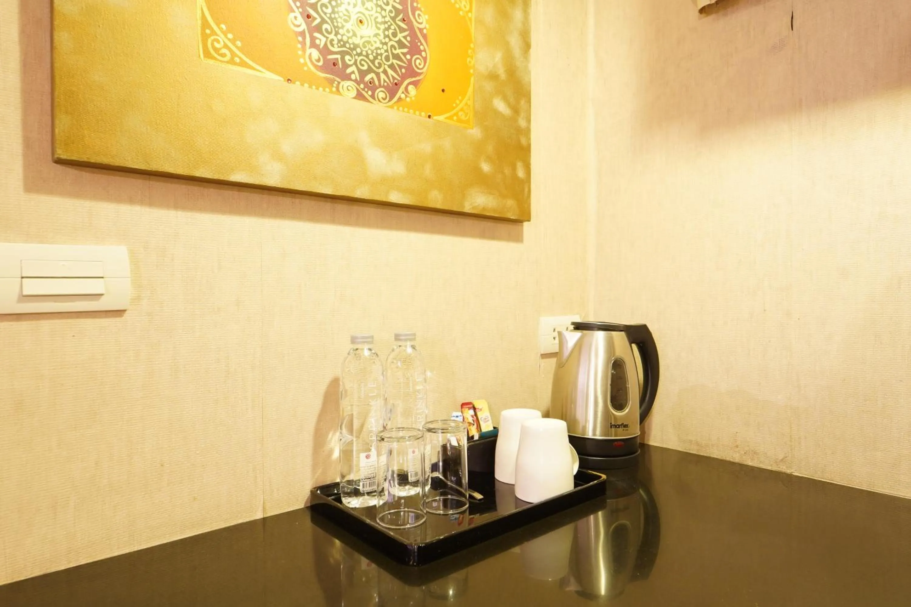 Coffee/tea facilities in UPAR Hotels Sukhumvit 11 Nana