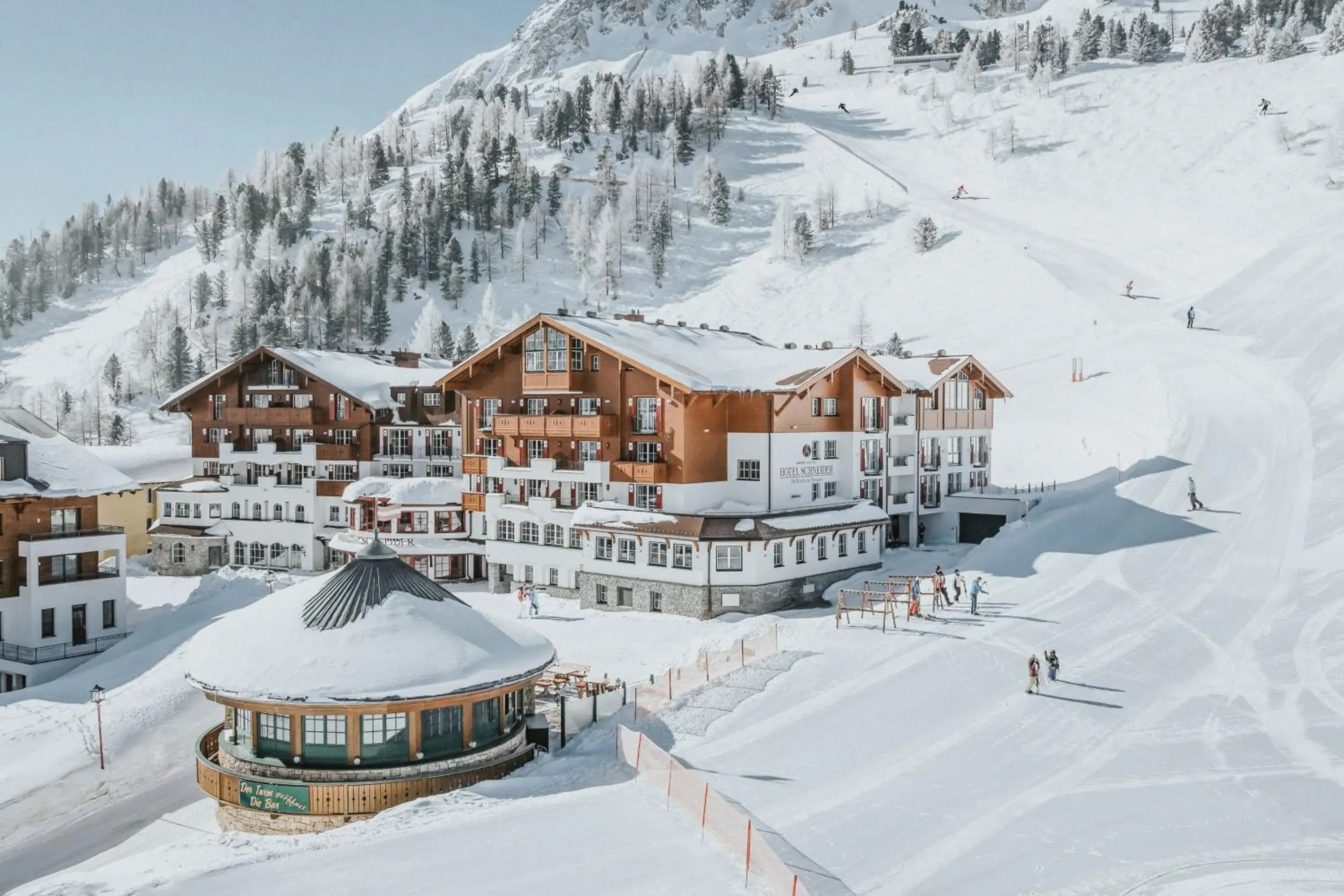 Superior Hotel Schneider Ski-in & Ski-out Superior Hotel Schneider Ski-in & Ski-out