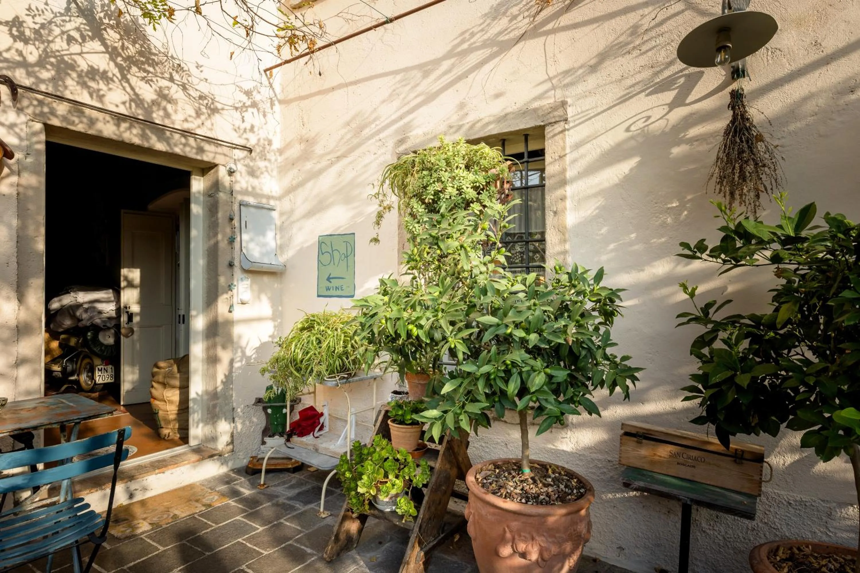 Property building in B&B Corte del Mincio