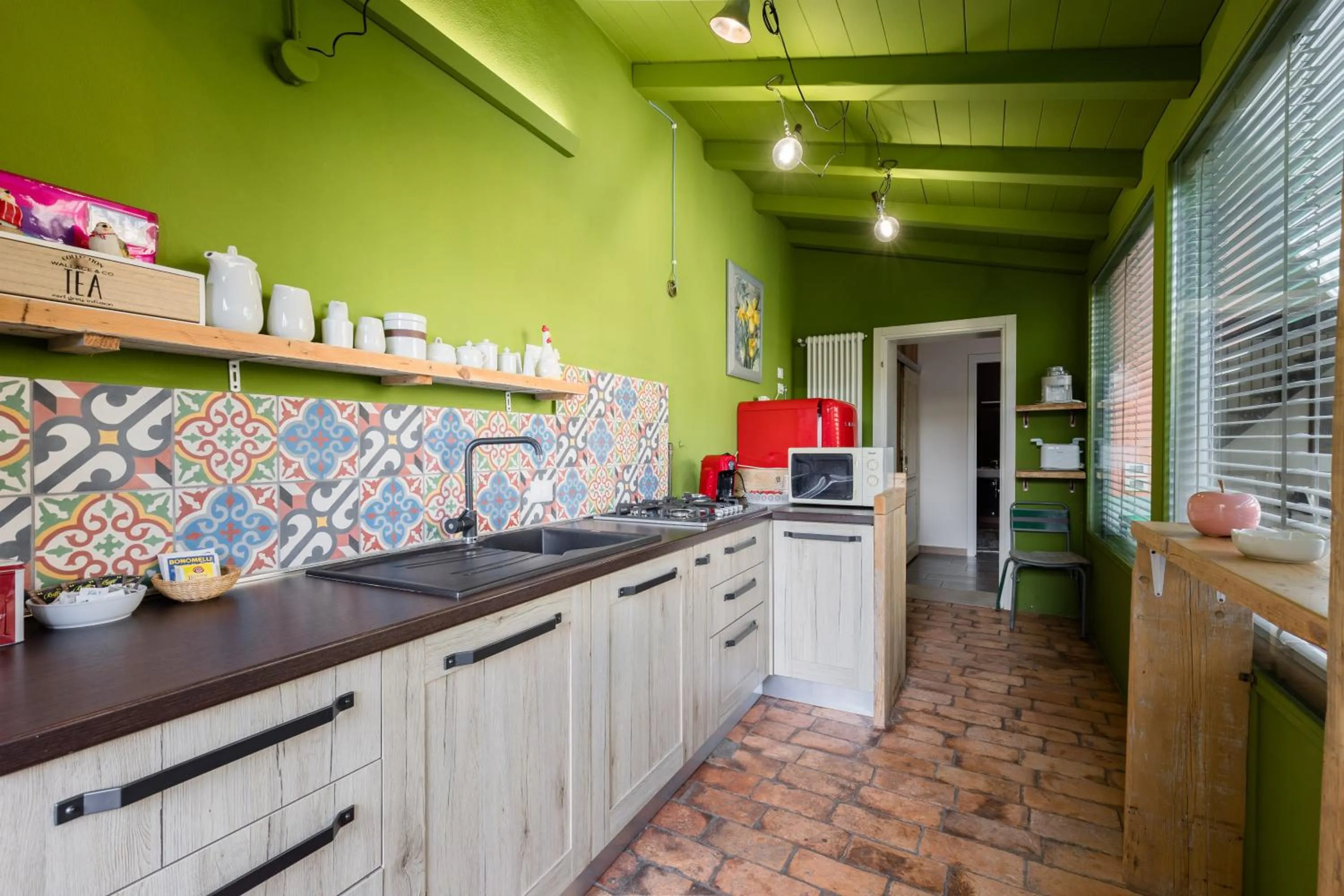 Kitchen or kitchenette in B&B Corte del Mincio