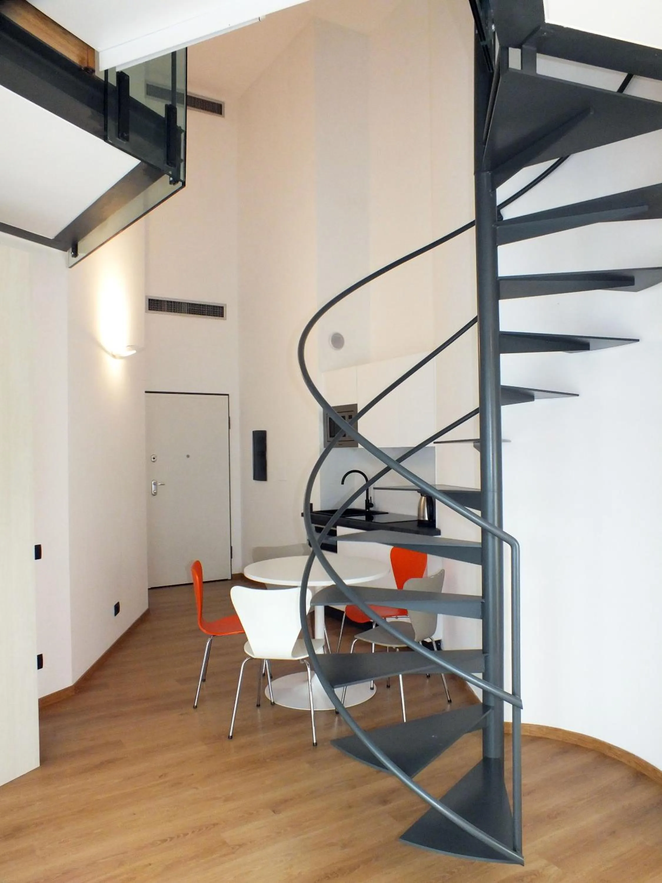 Kitchen or kitchenette in BB Hotels Aparthotel Isola