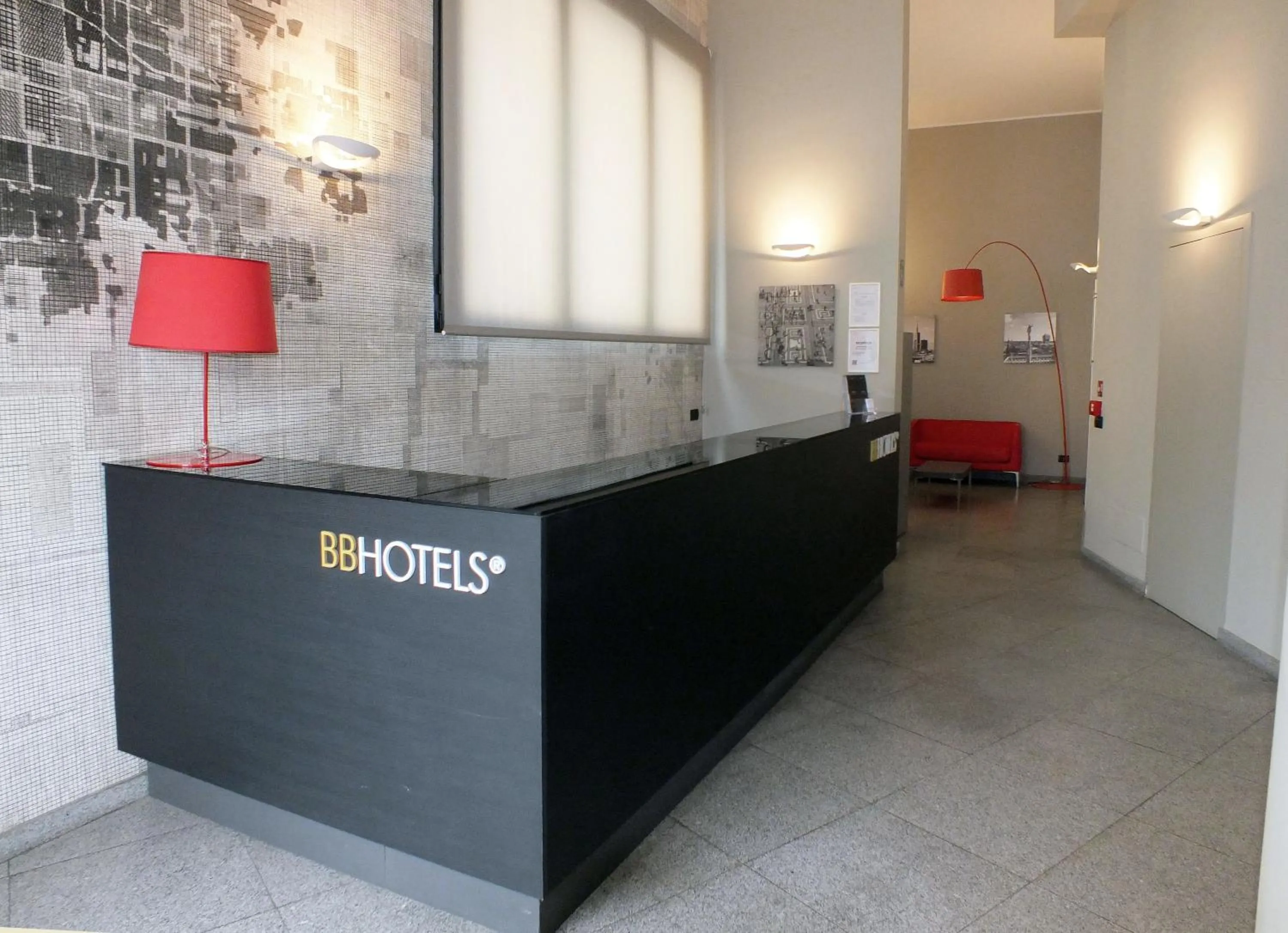 Lobby or reception in BB Hotels Aparthotel Isola