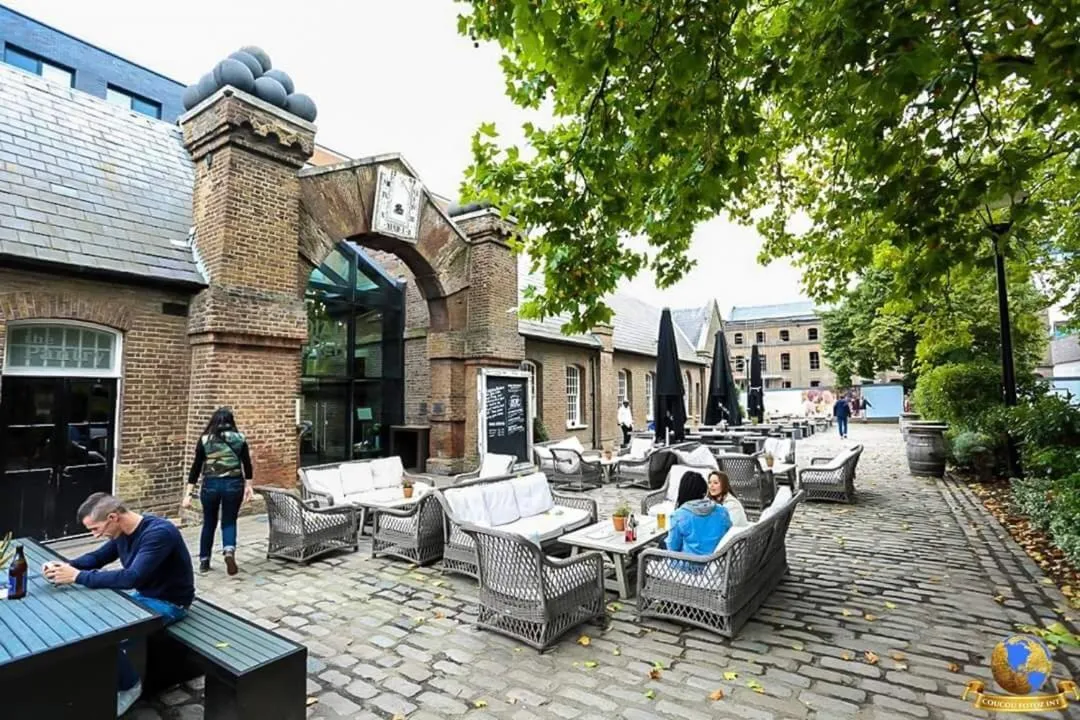 MODERN 2 BEDROOM APARTMENT