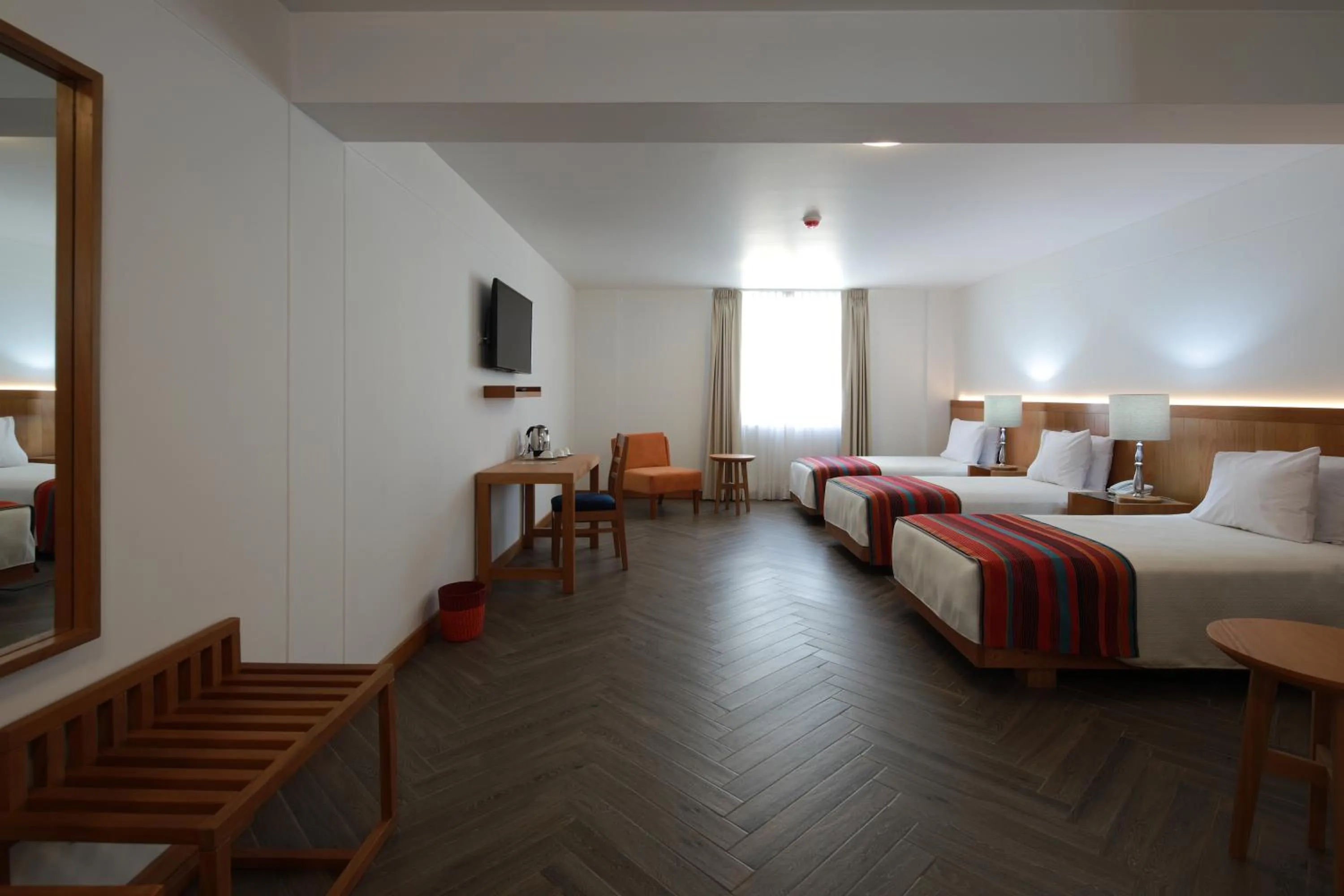 Photo of the whole room, Bed in San Agustin Posada del Monasterio