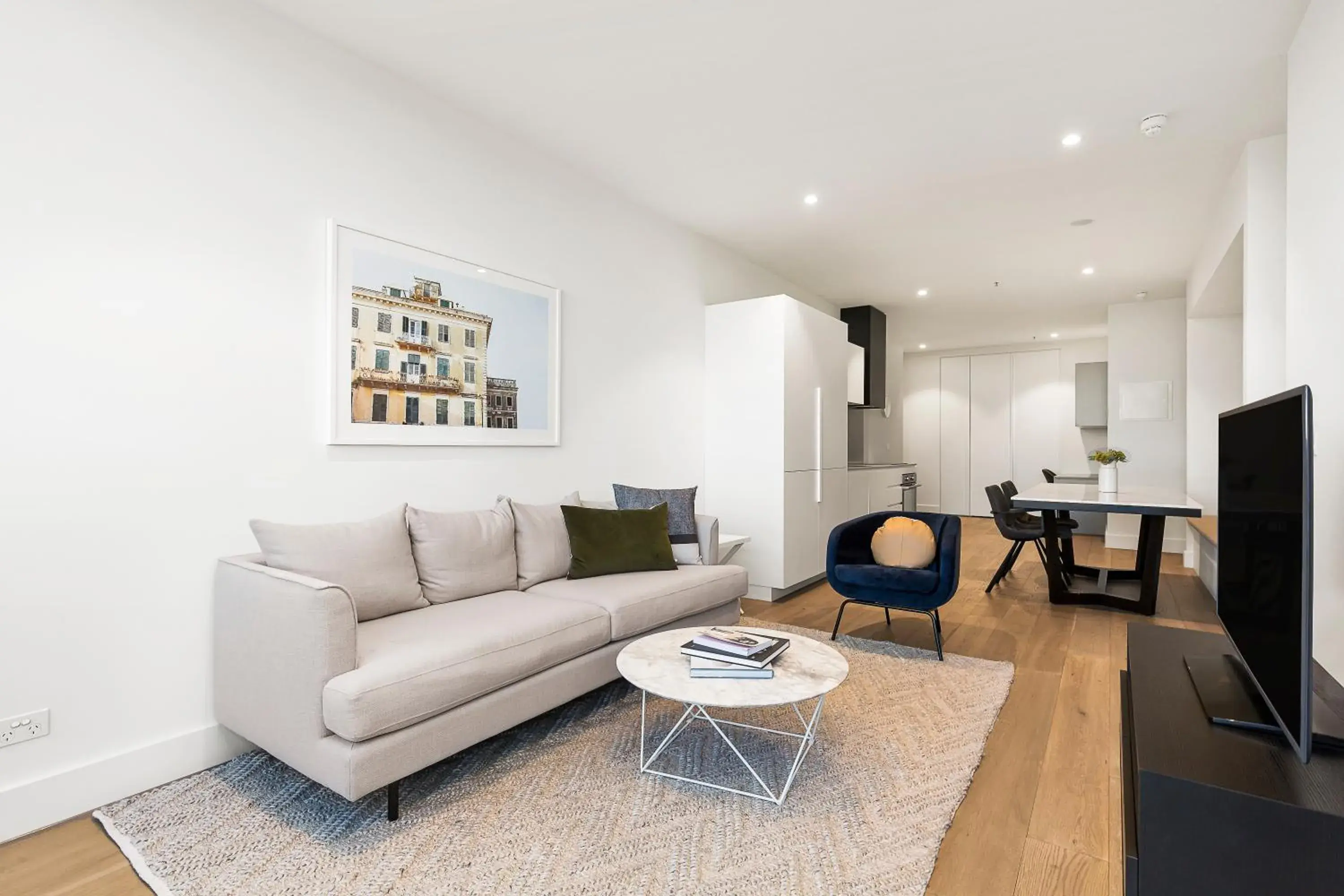 Two-Bedroom Apartment in Tyrian Albert Park Lake Two-Bedroom Apartment in Tyrian Albert Park Lake