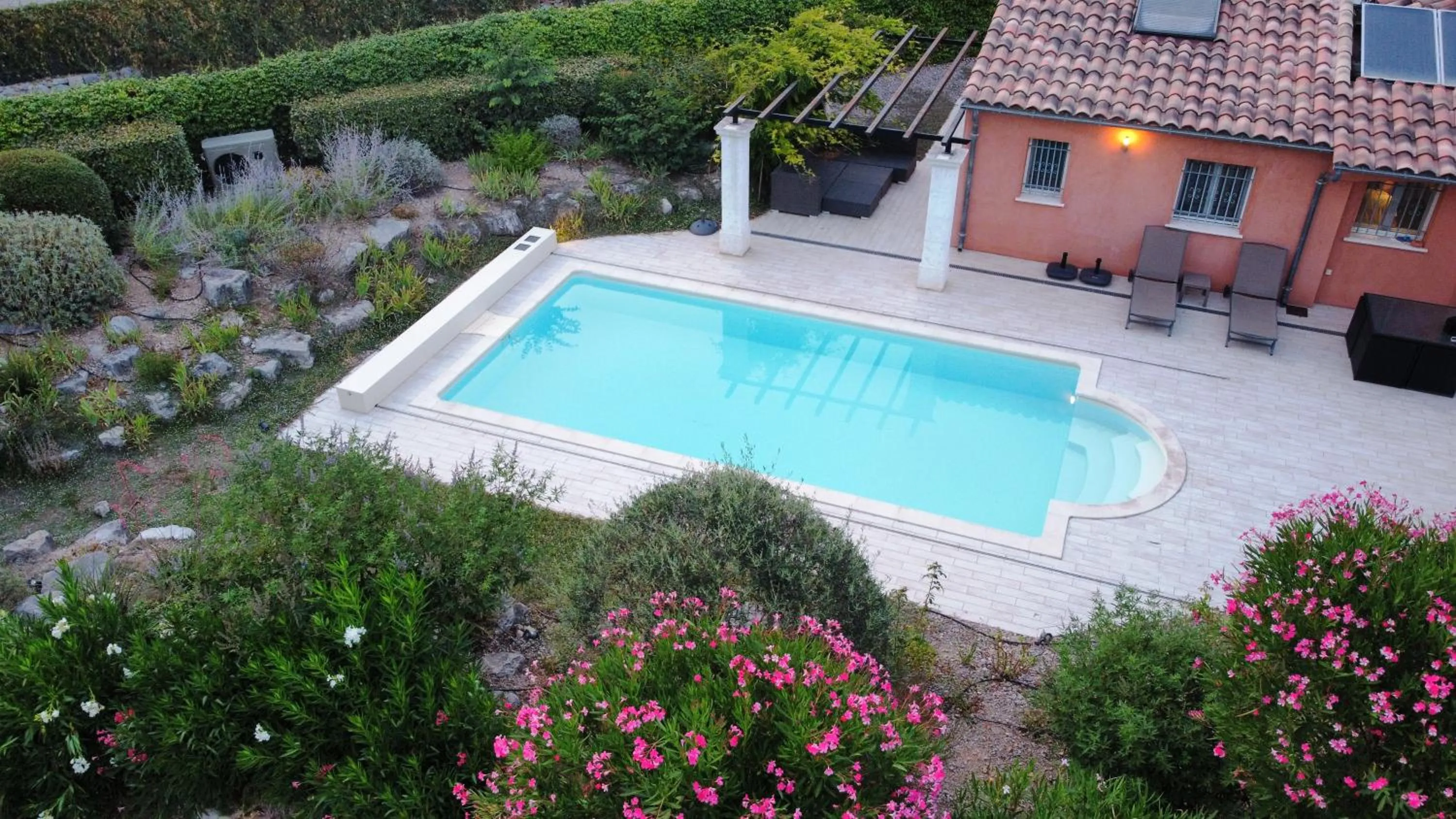 Swimming pool in La Bégude Du Pascouren