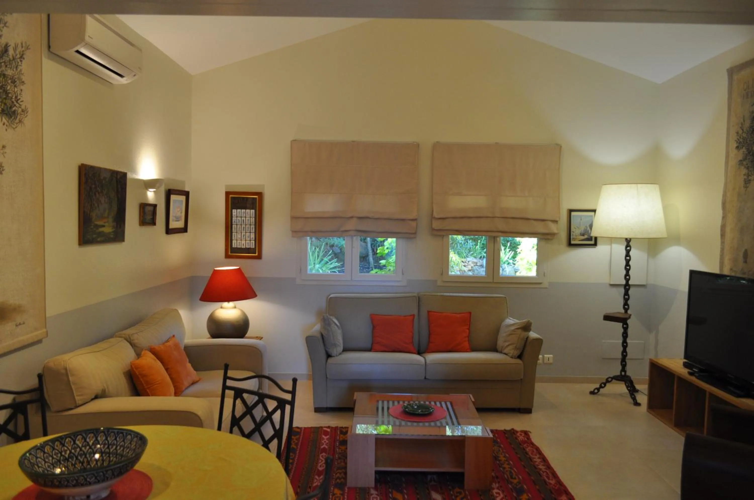 Living room in La Bégude Du Pascouren