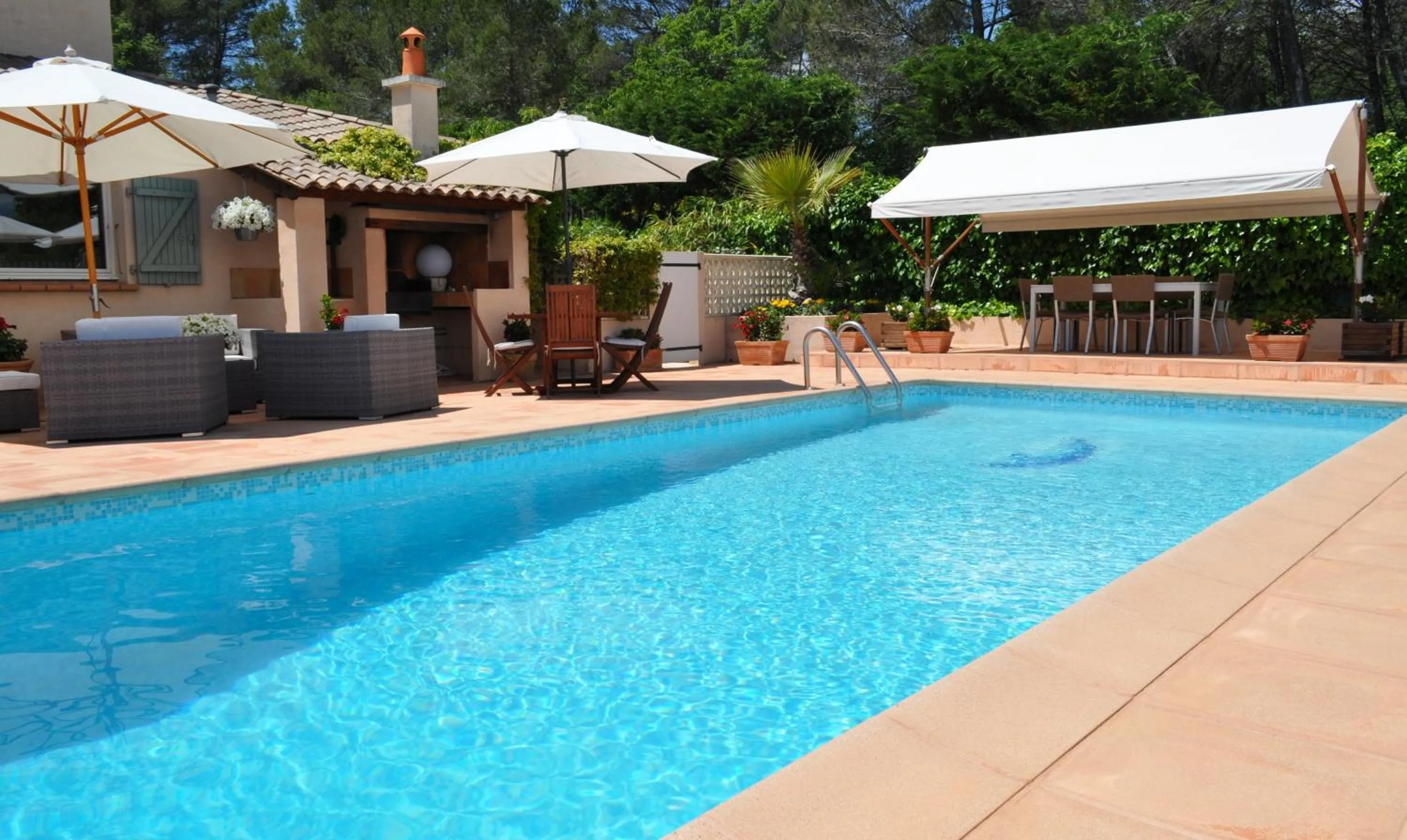 Pool view in La Bégude Du Pascouren