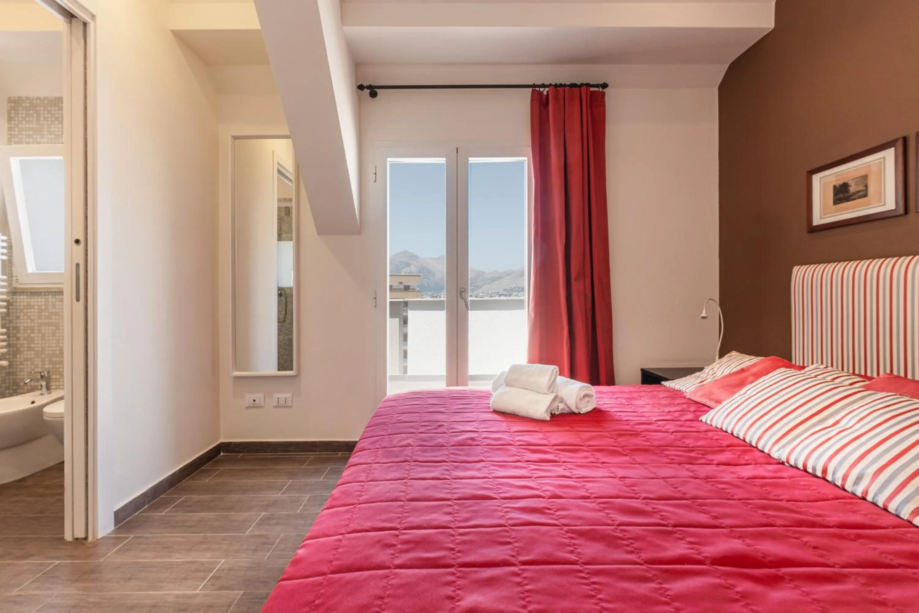 Bedroom, Bed in Marbela Apartments & Suites