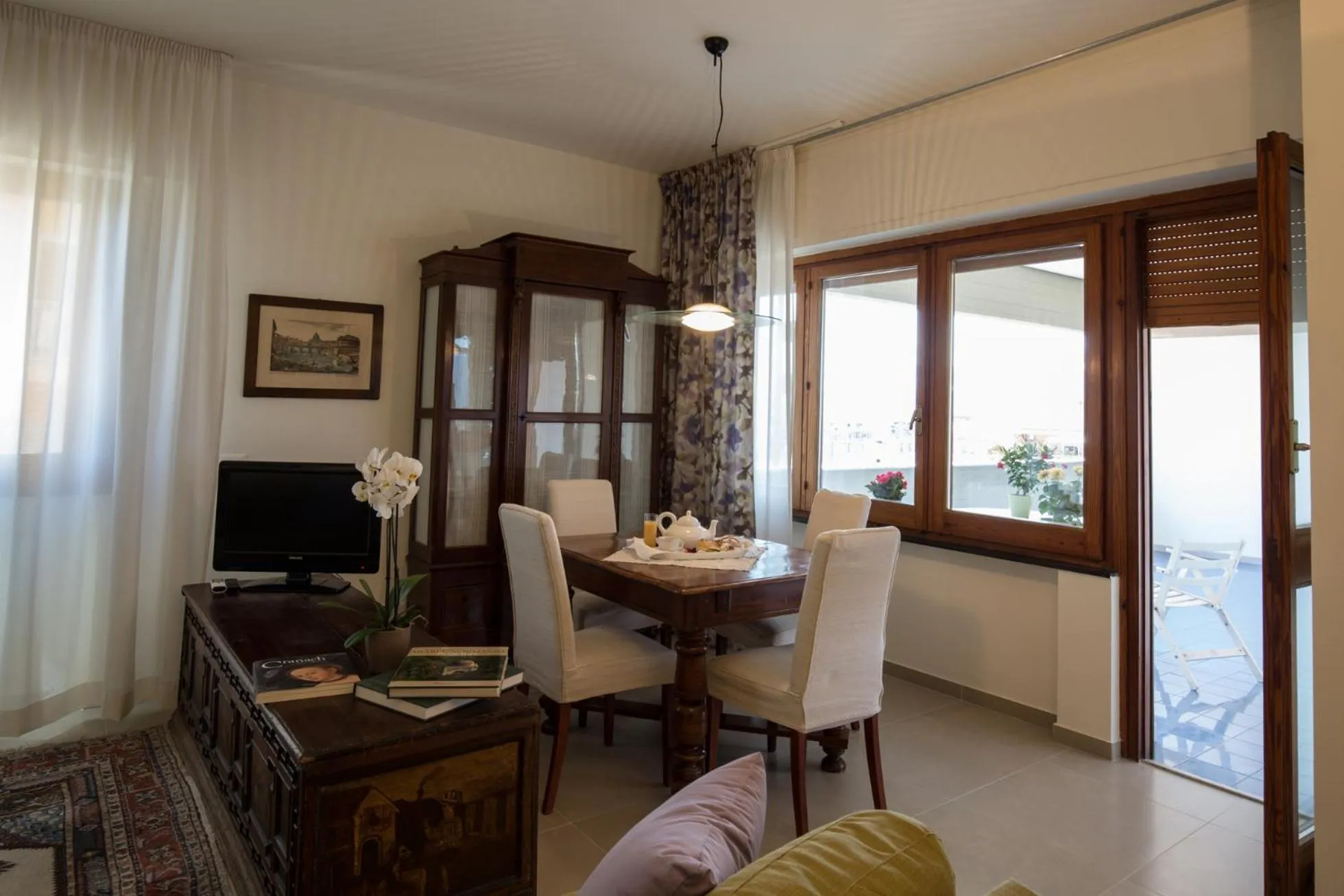 Seating area in Marbela Apartments & Suites