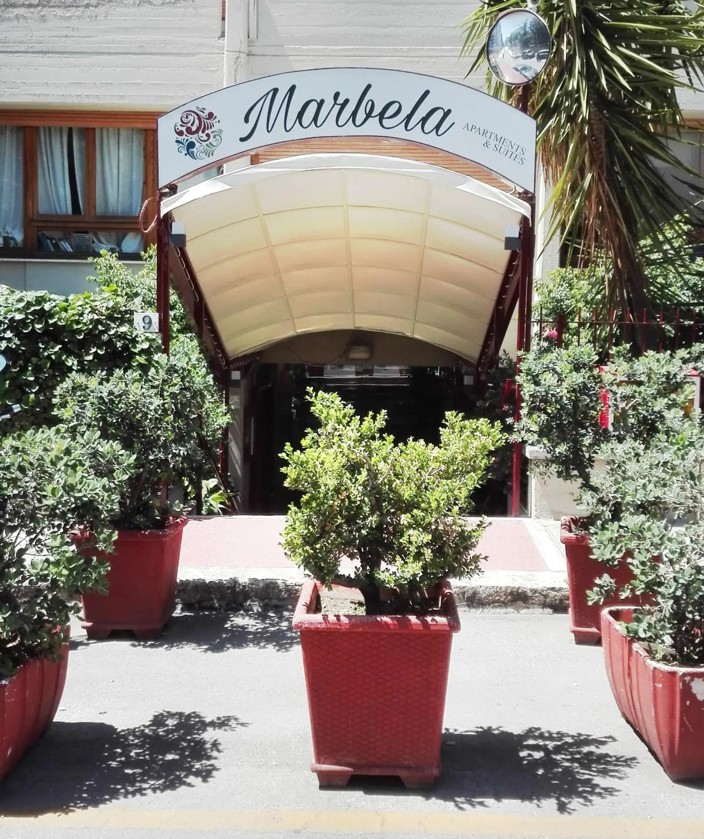 Facade/entrance in Marbela Apartments & Suites Facade/entrance in Marbela Apartments & Suites