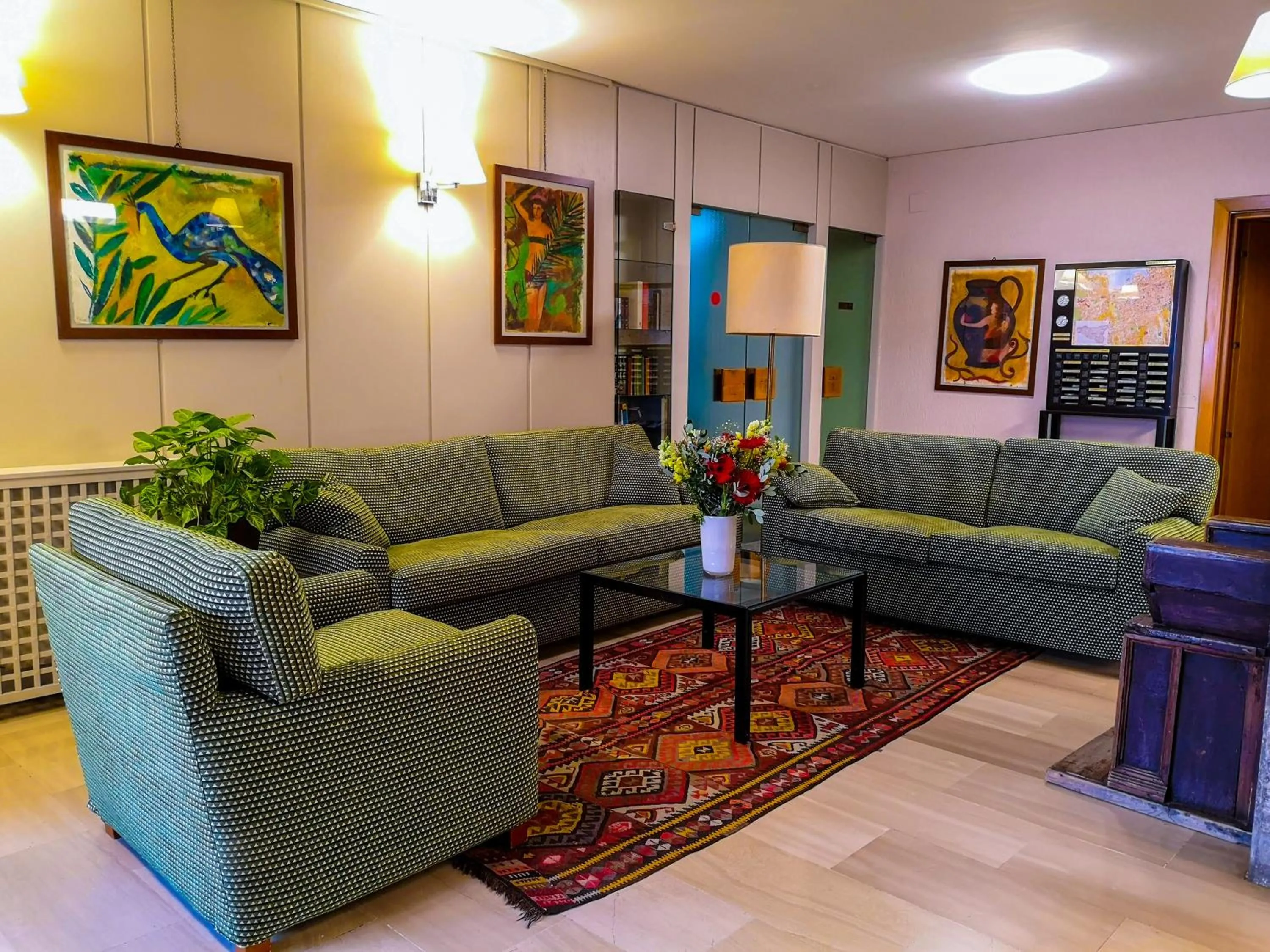 Lobby or reception in Marbela Apartments & Suites