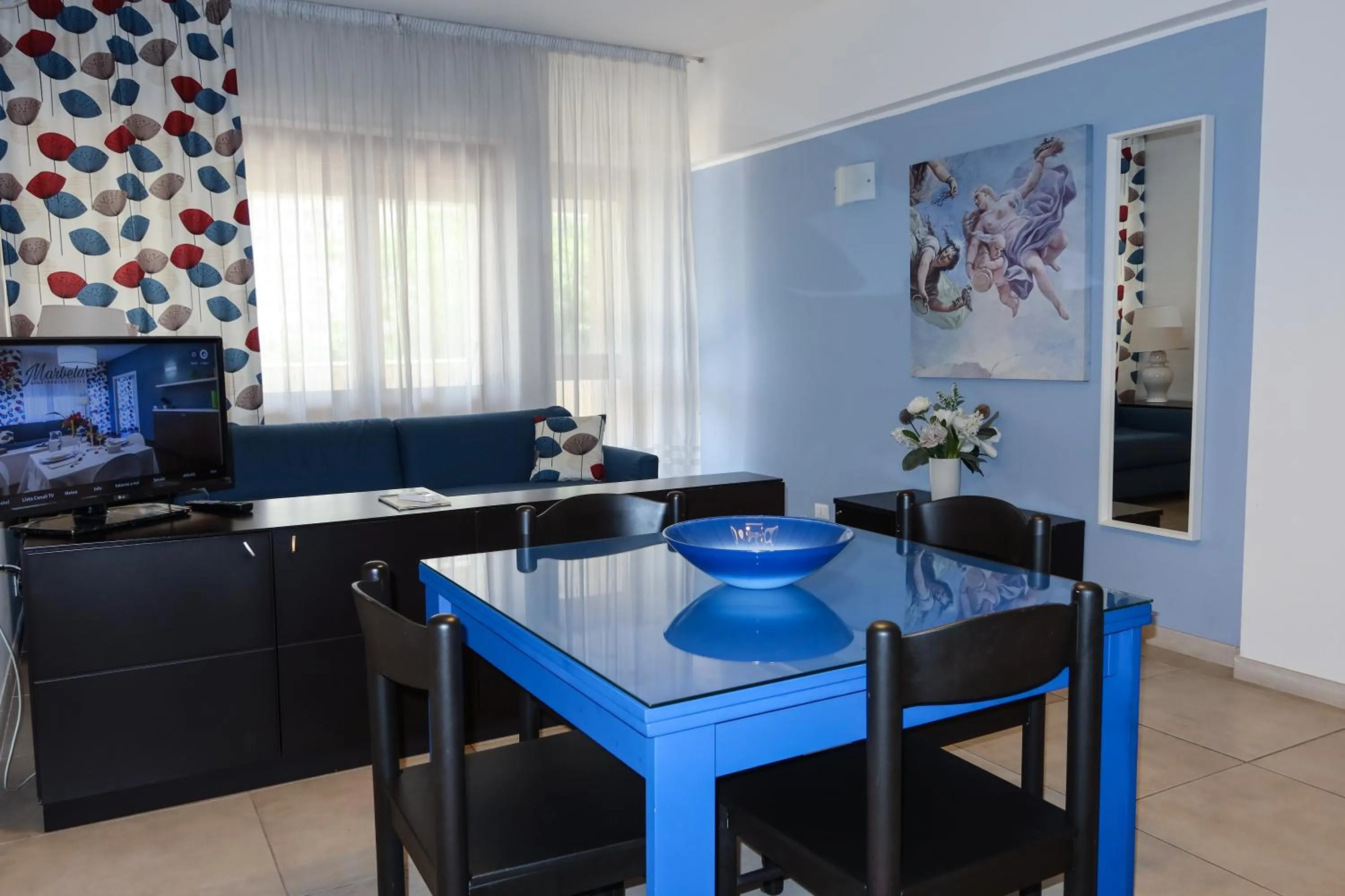 Living room in Marbela Apartments & Suites