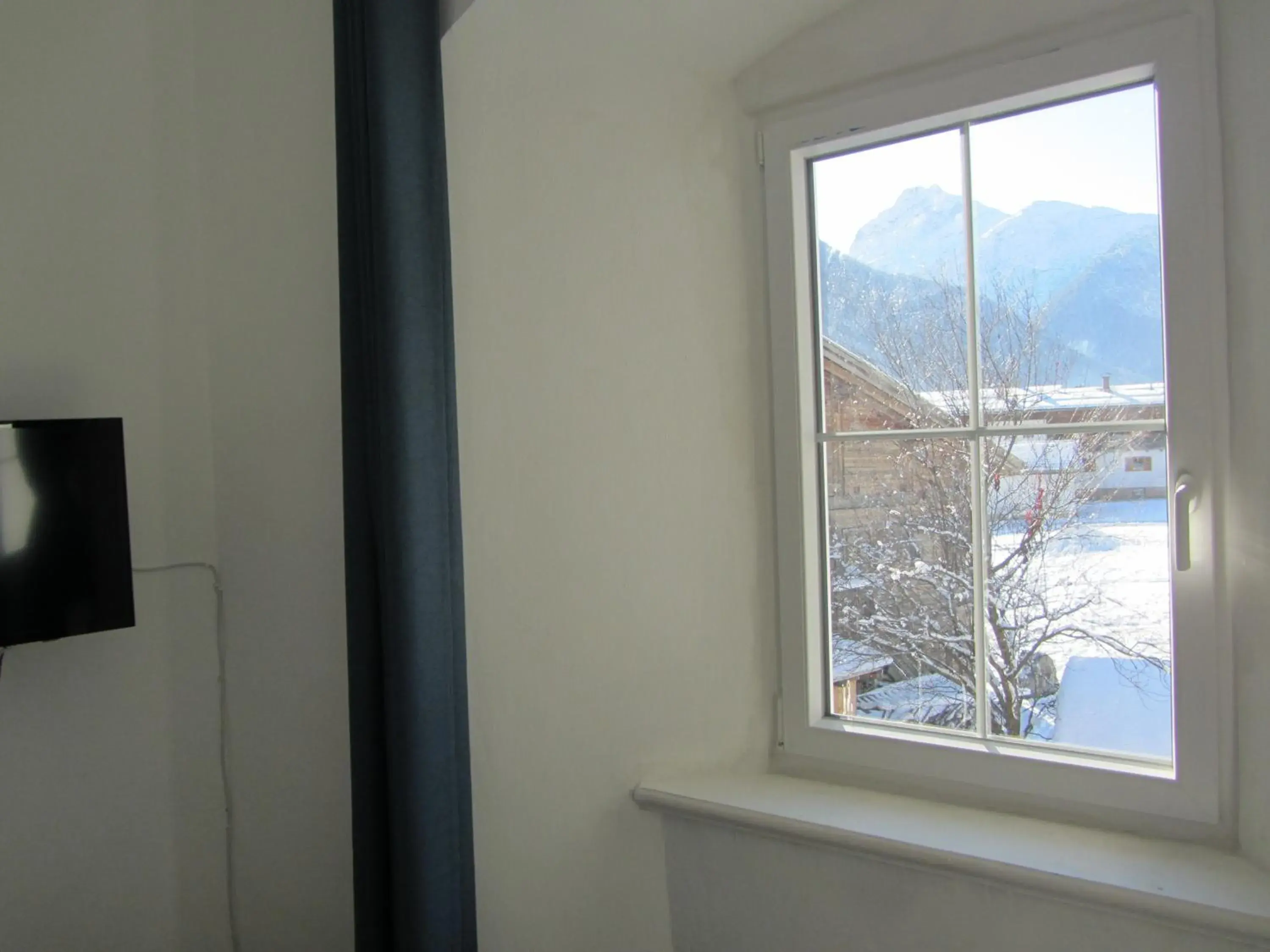 Double or Twin Room with Private Bathroom - single occupancy in Gasthof Sonne Häselgehr Double or Twin Room with Private Bathroom - single occupancy in Gasthof Sonne Häselgehr