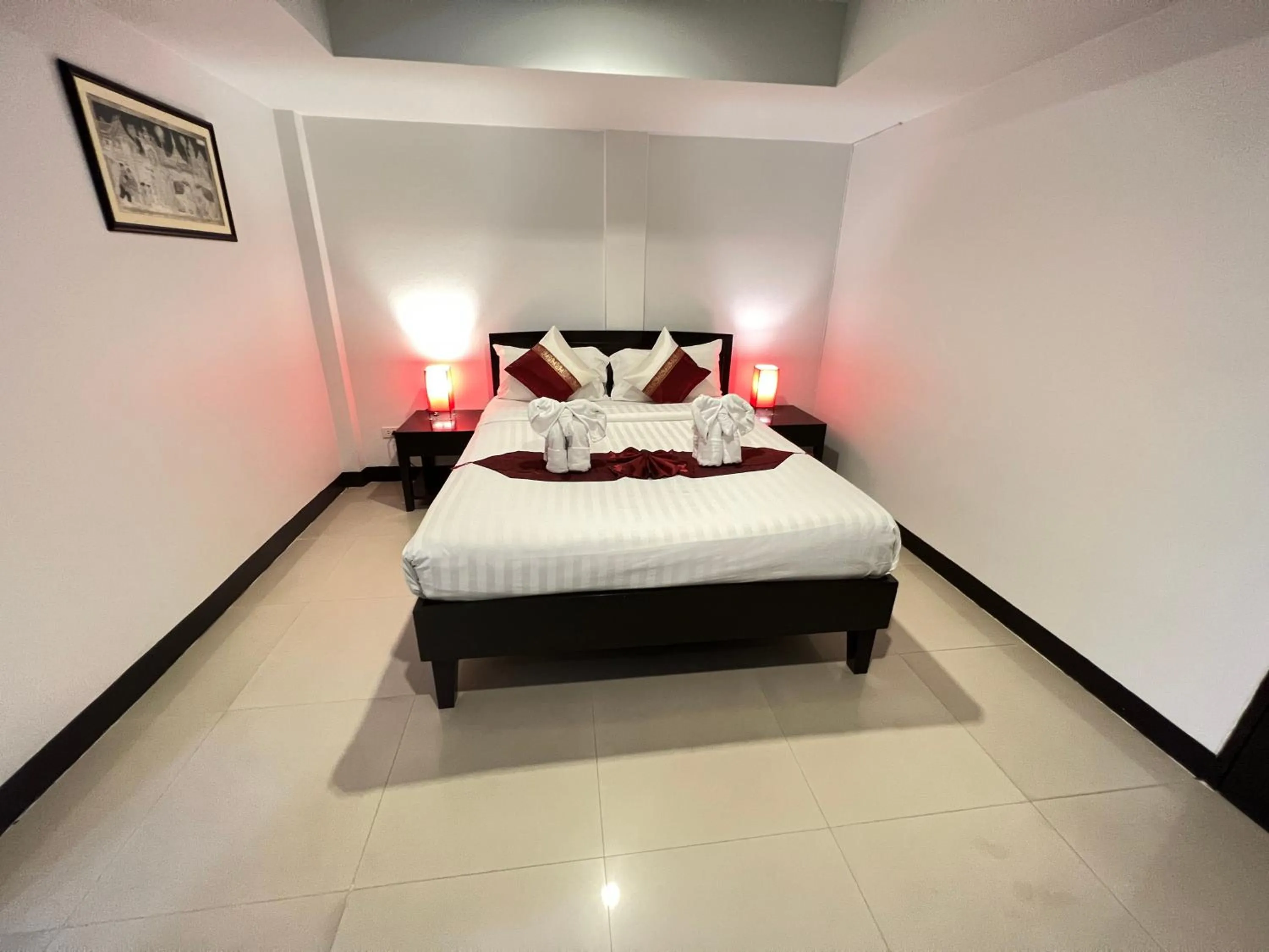 Bedroom, Bed in Silver Resortel