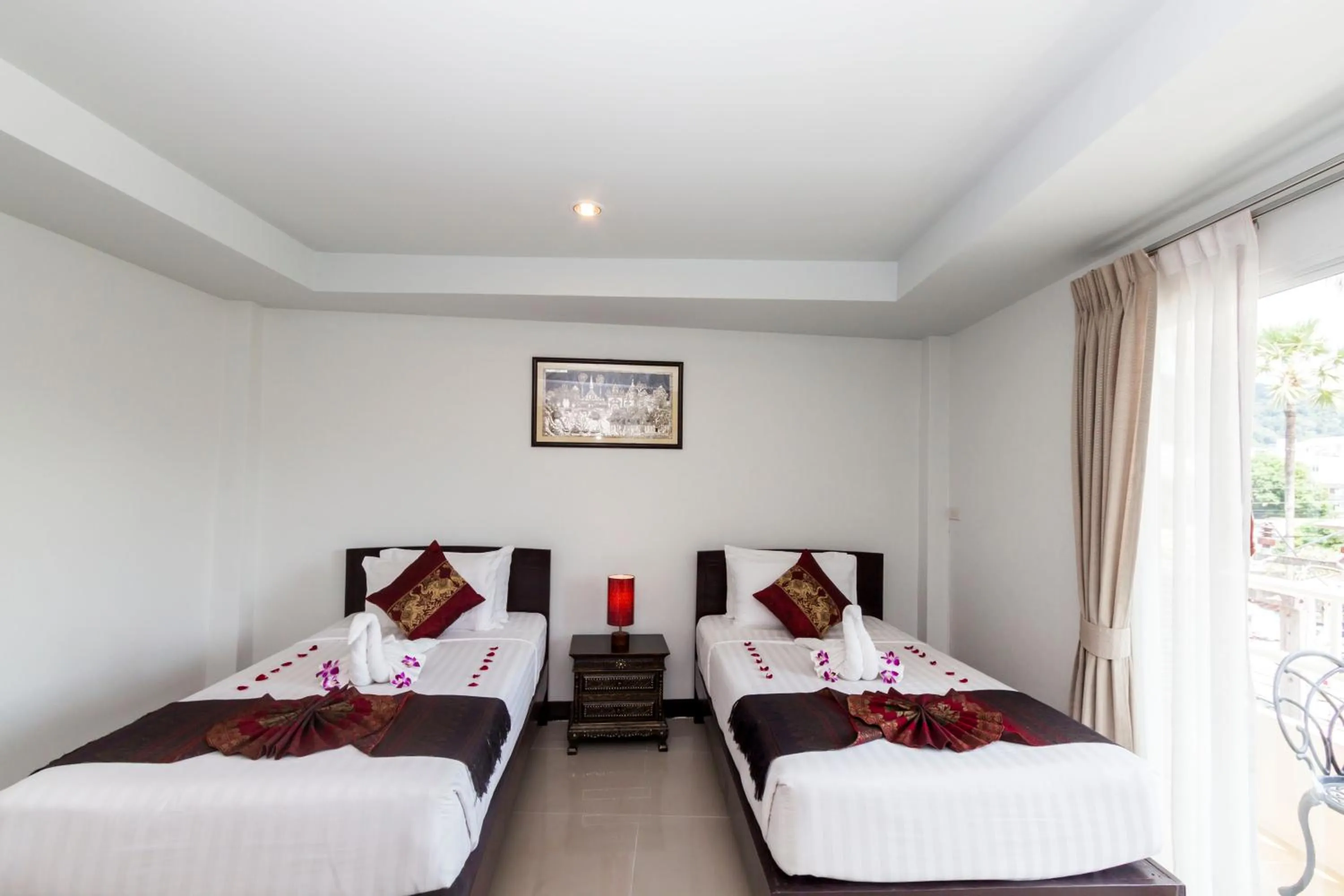 Bed in Silver Resortel