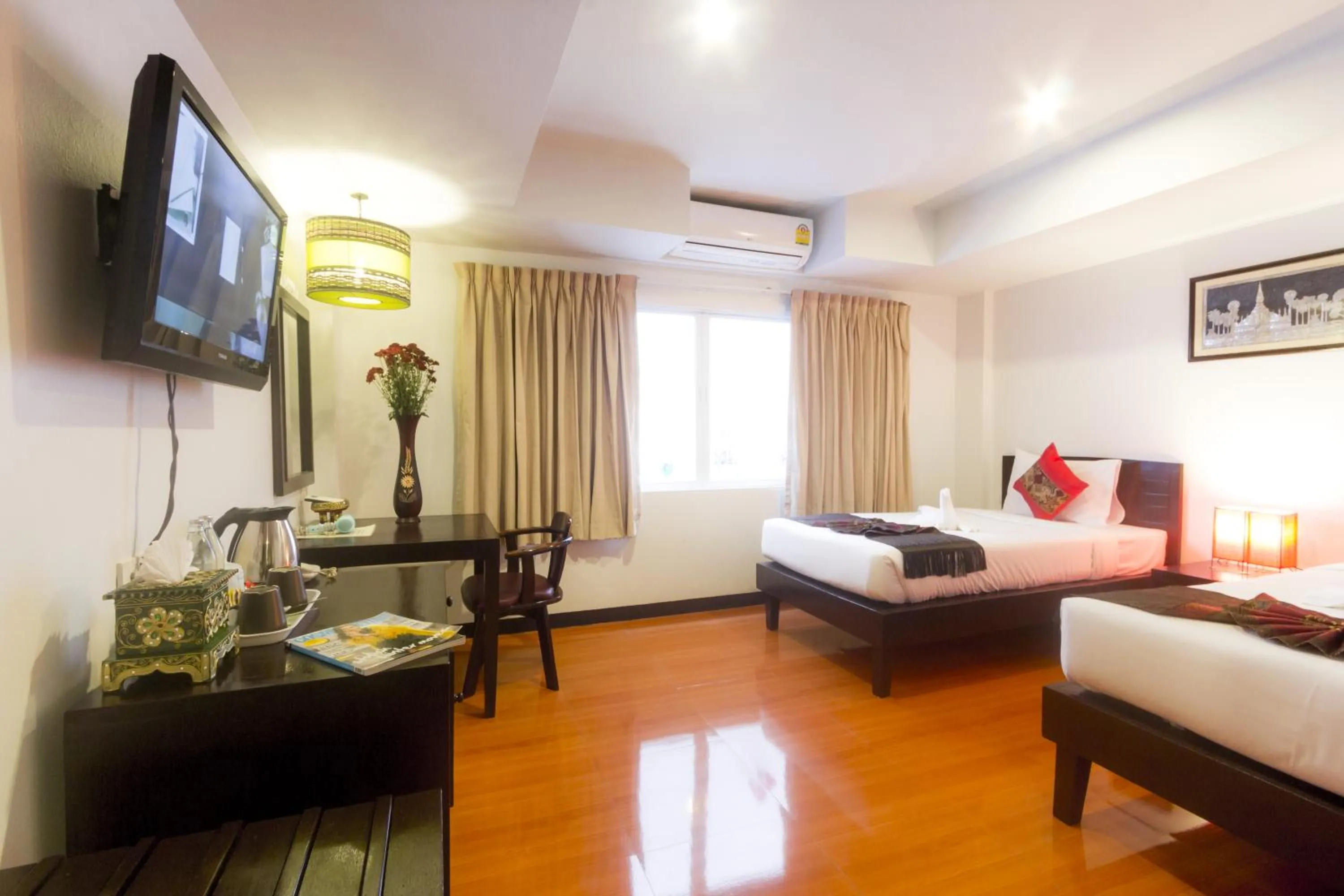 Bed in Silver Resortel