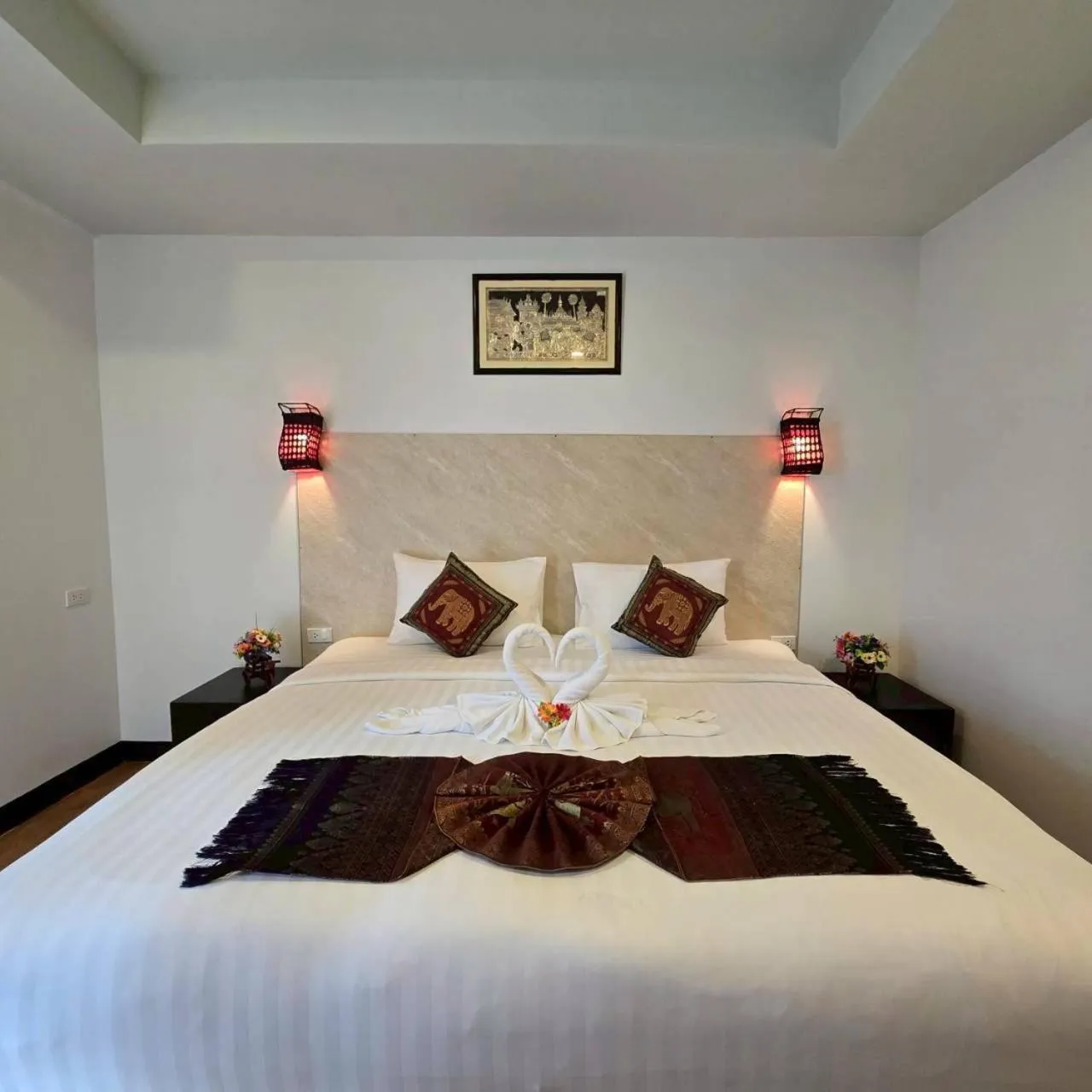 Bed in Silver Resortel