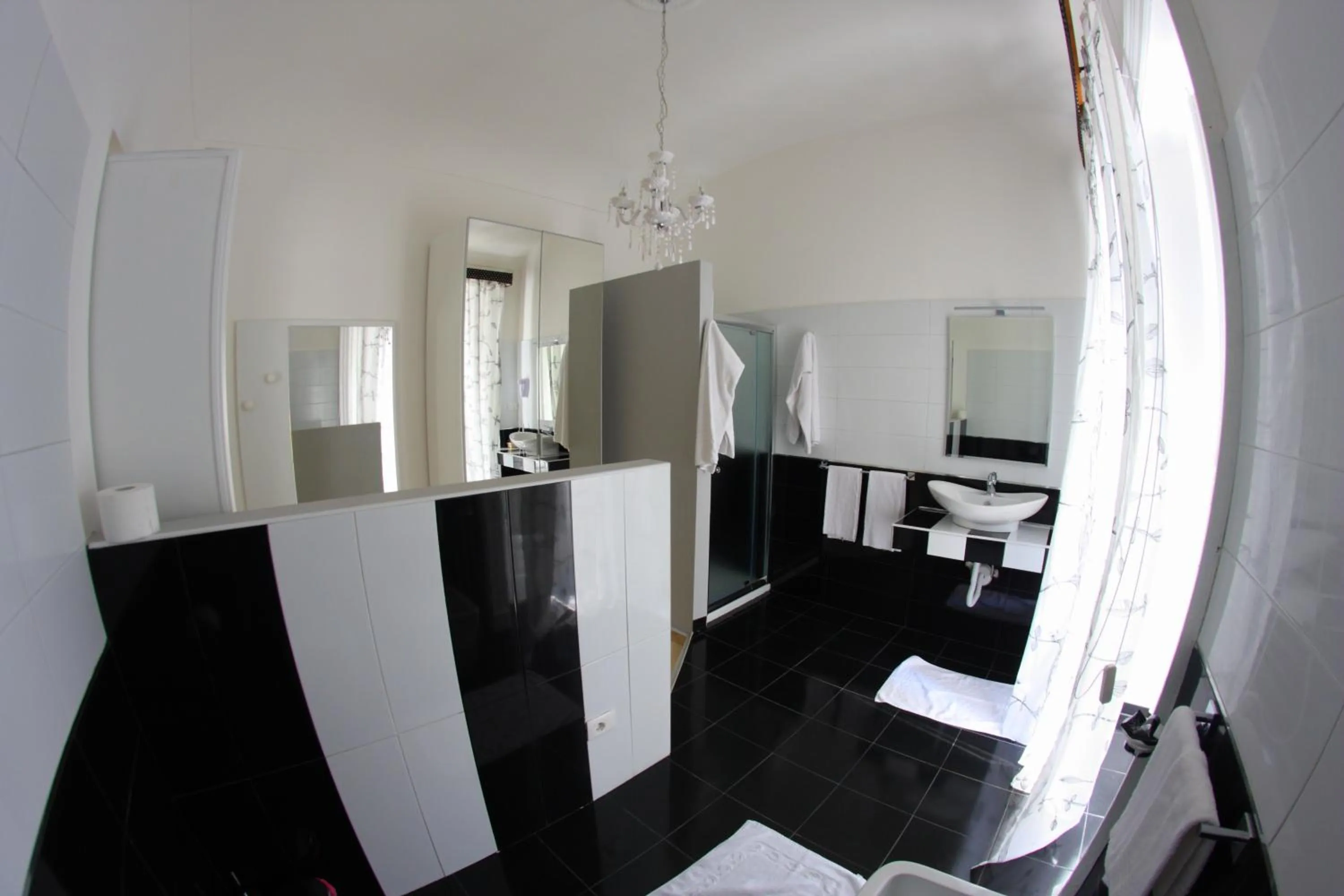 Bathroom in Gualtiero Camere & Suite