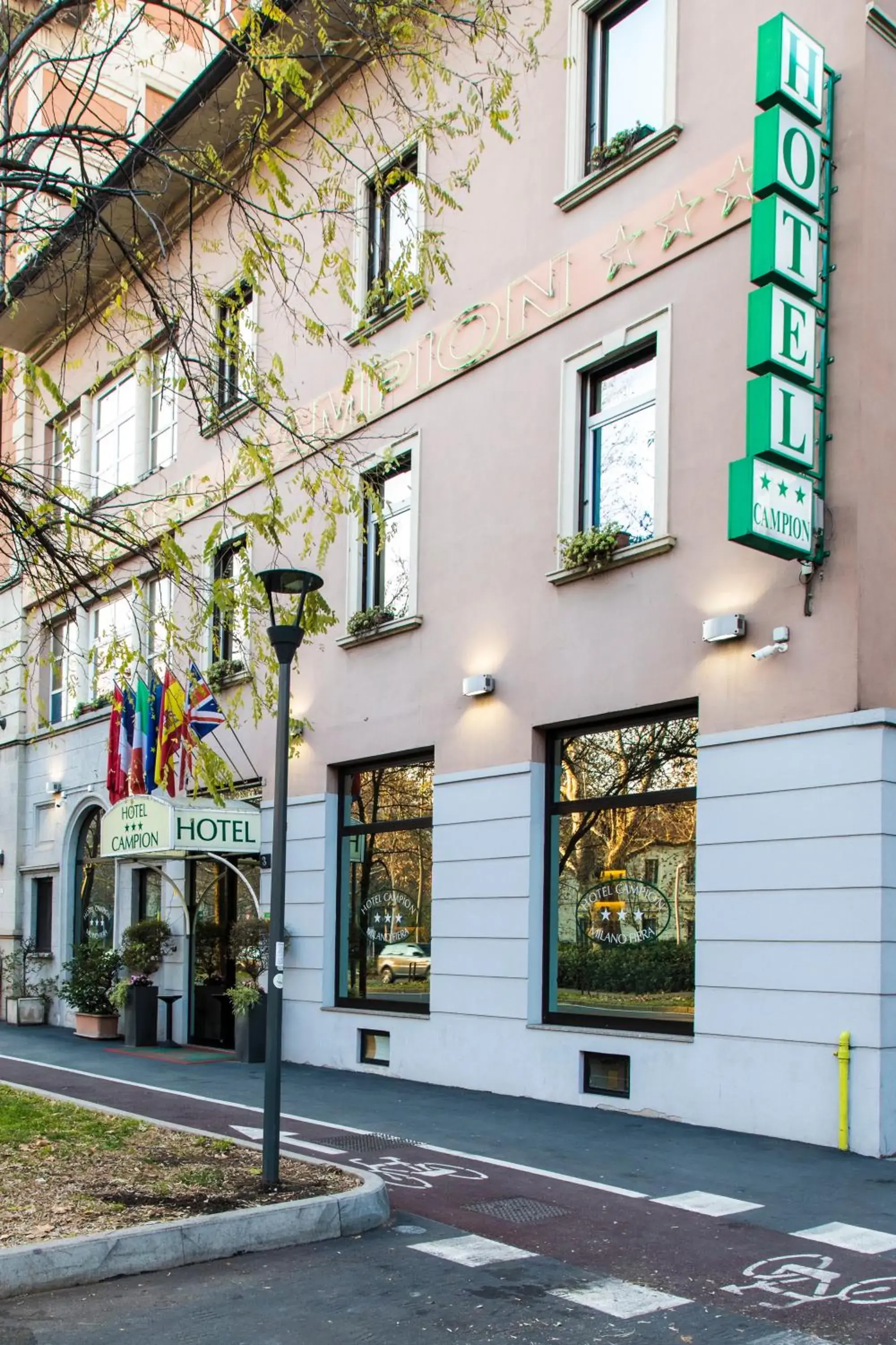 Facade/entrance in Hotel Campion CityLife Facade/entrance in Hotel Campion CityLife