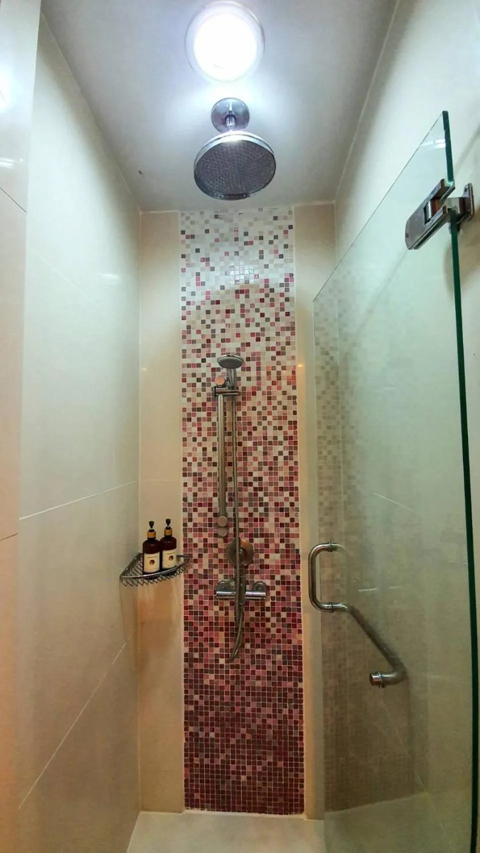 Shower in Mission Hills Phuket Golf Resort-SHA Extra Plus