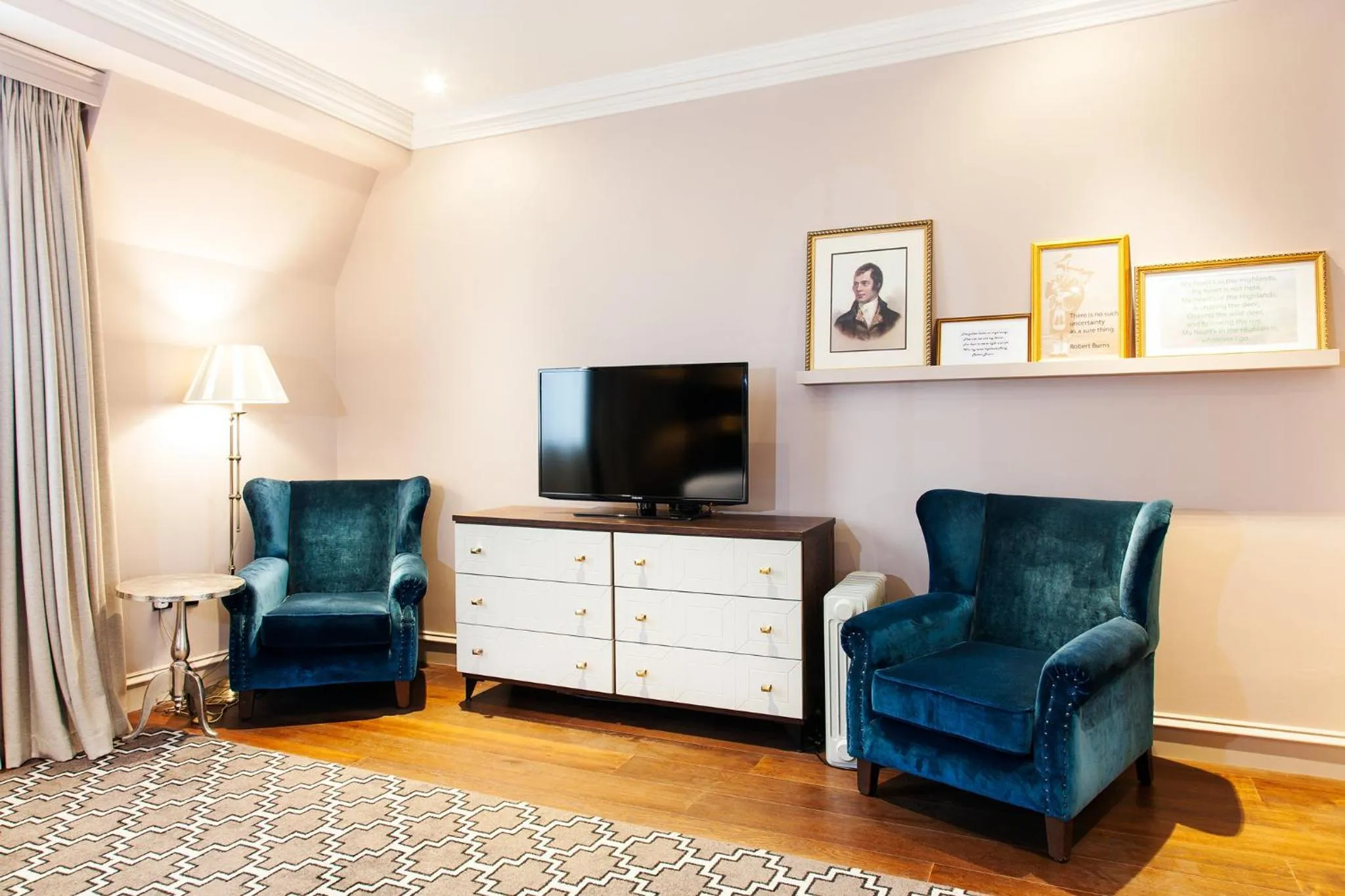 Photo of the whole room in Hotel Indigo - Edinburgh - Princes Street by IHG