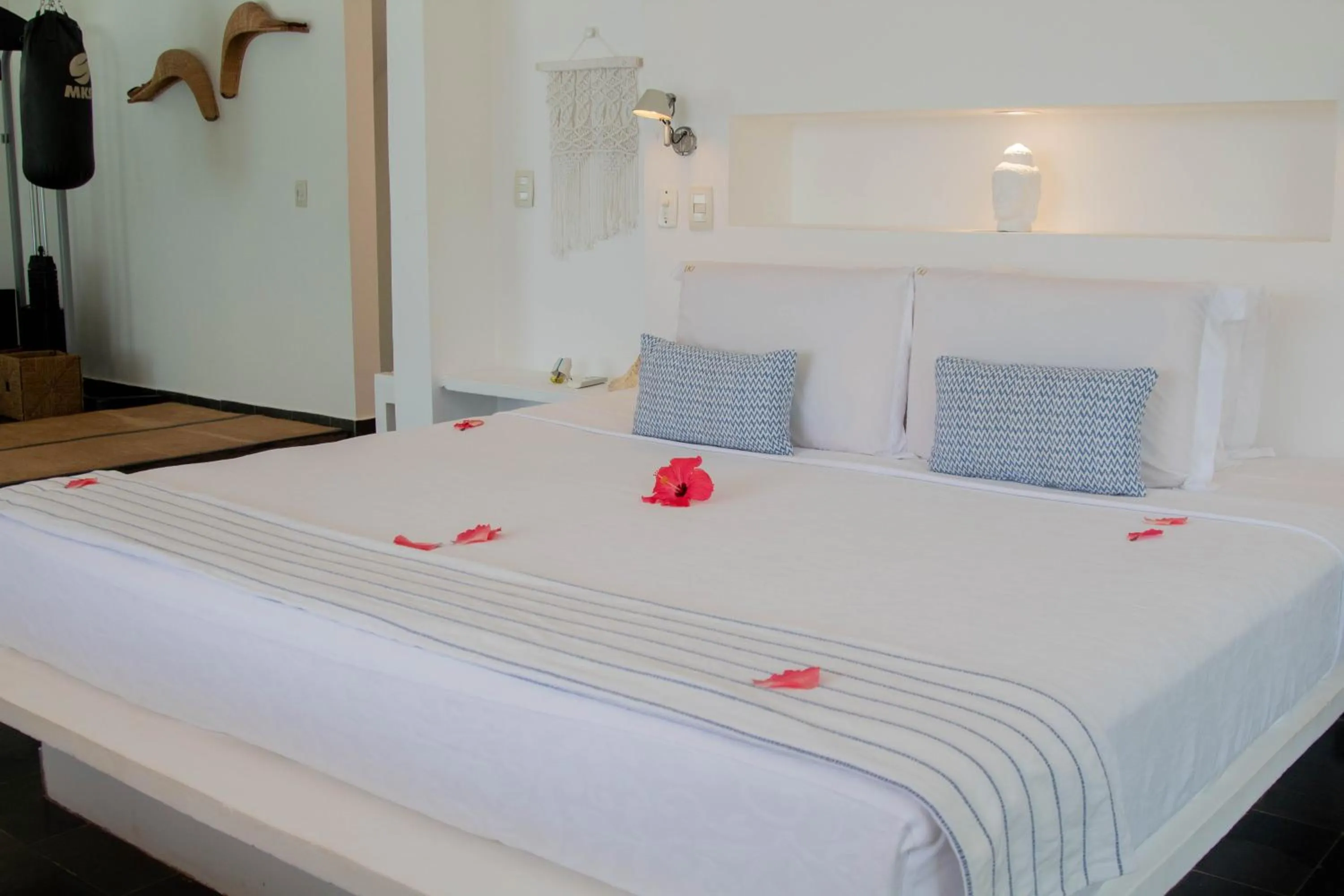 Bed in Kilombo Villas & Spa