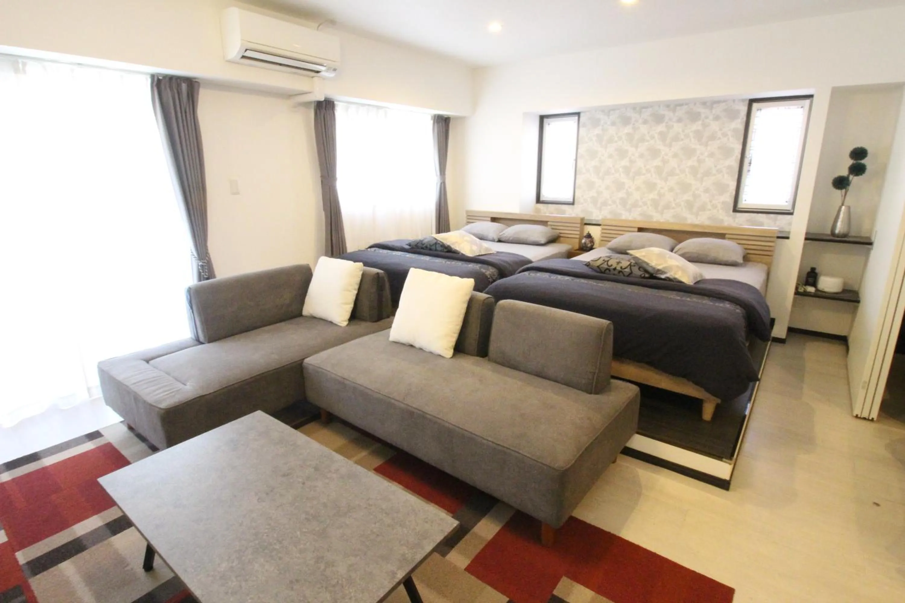 Bed in Condominium Felicita Naha