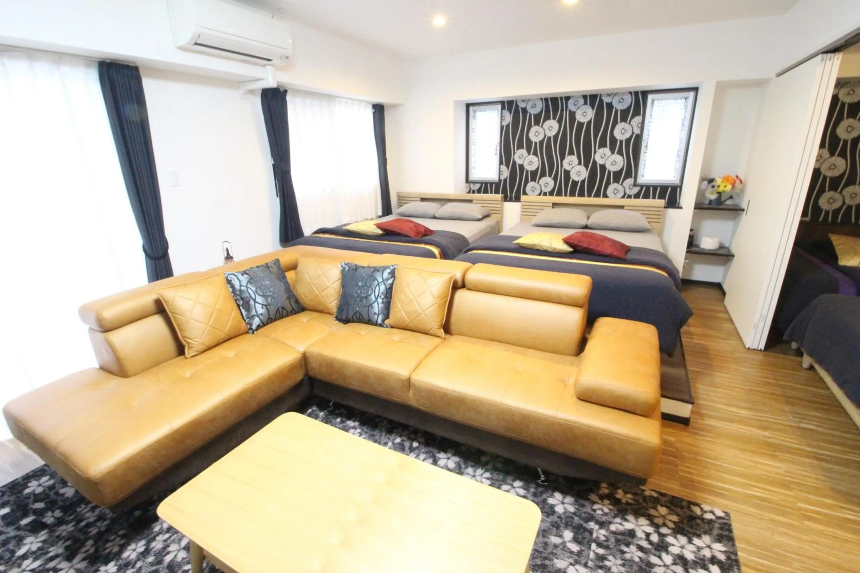 Bed in Condominium Felicita Naha