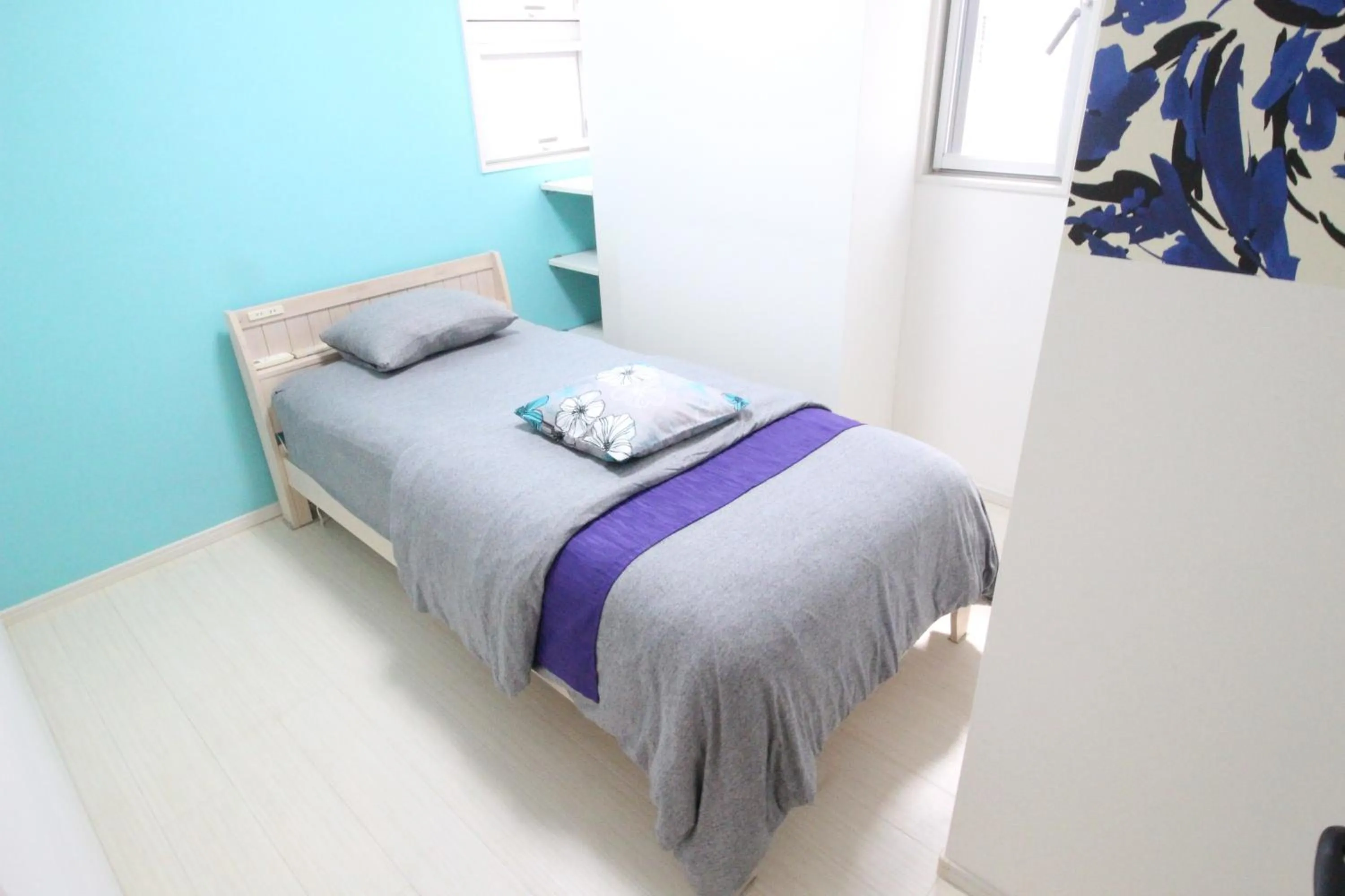 Bed in Condominium Felicita Naha