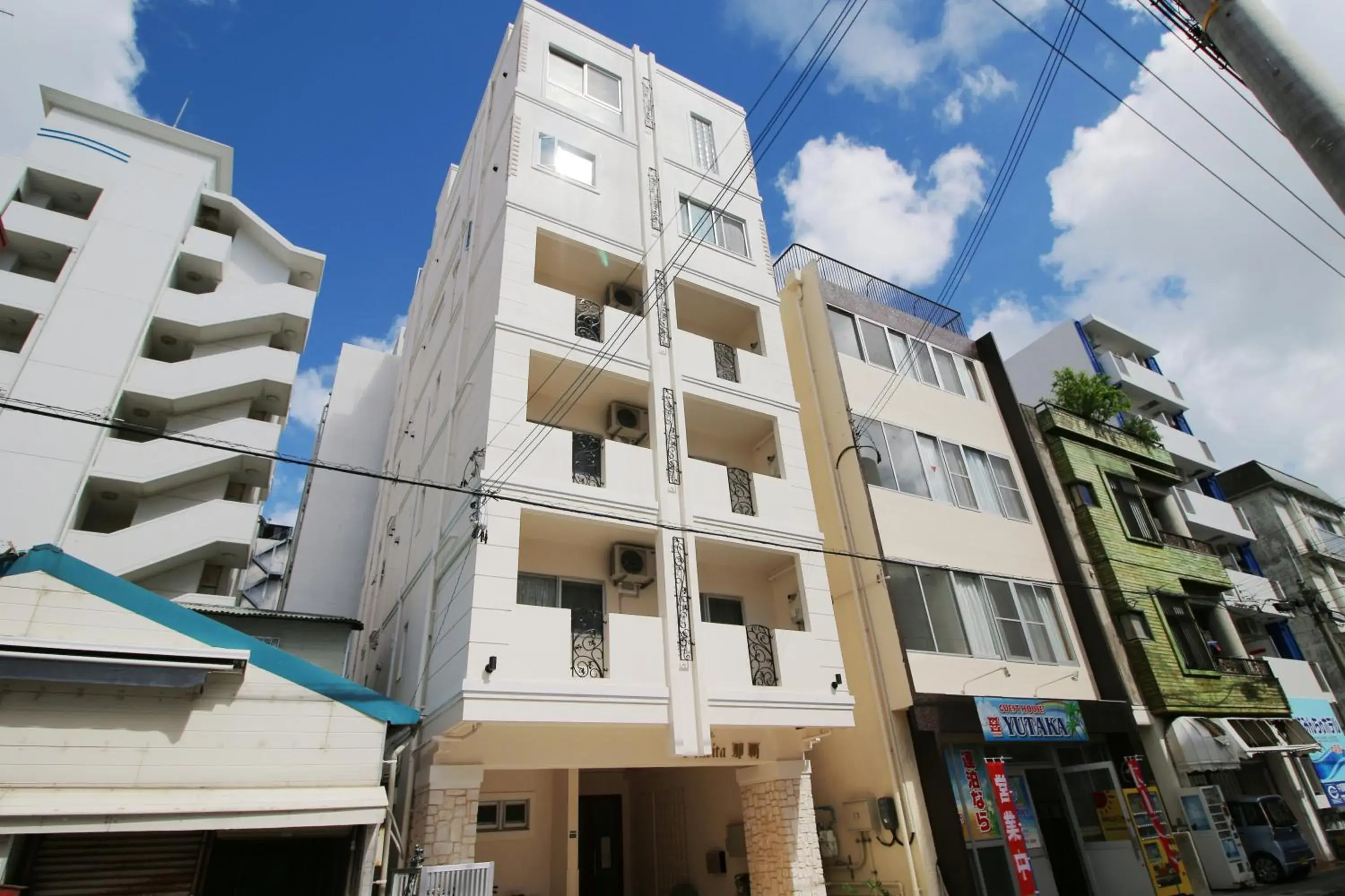 Property building in Condominium Felicita Naha Property building in Condominium Felicita Naha