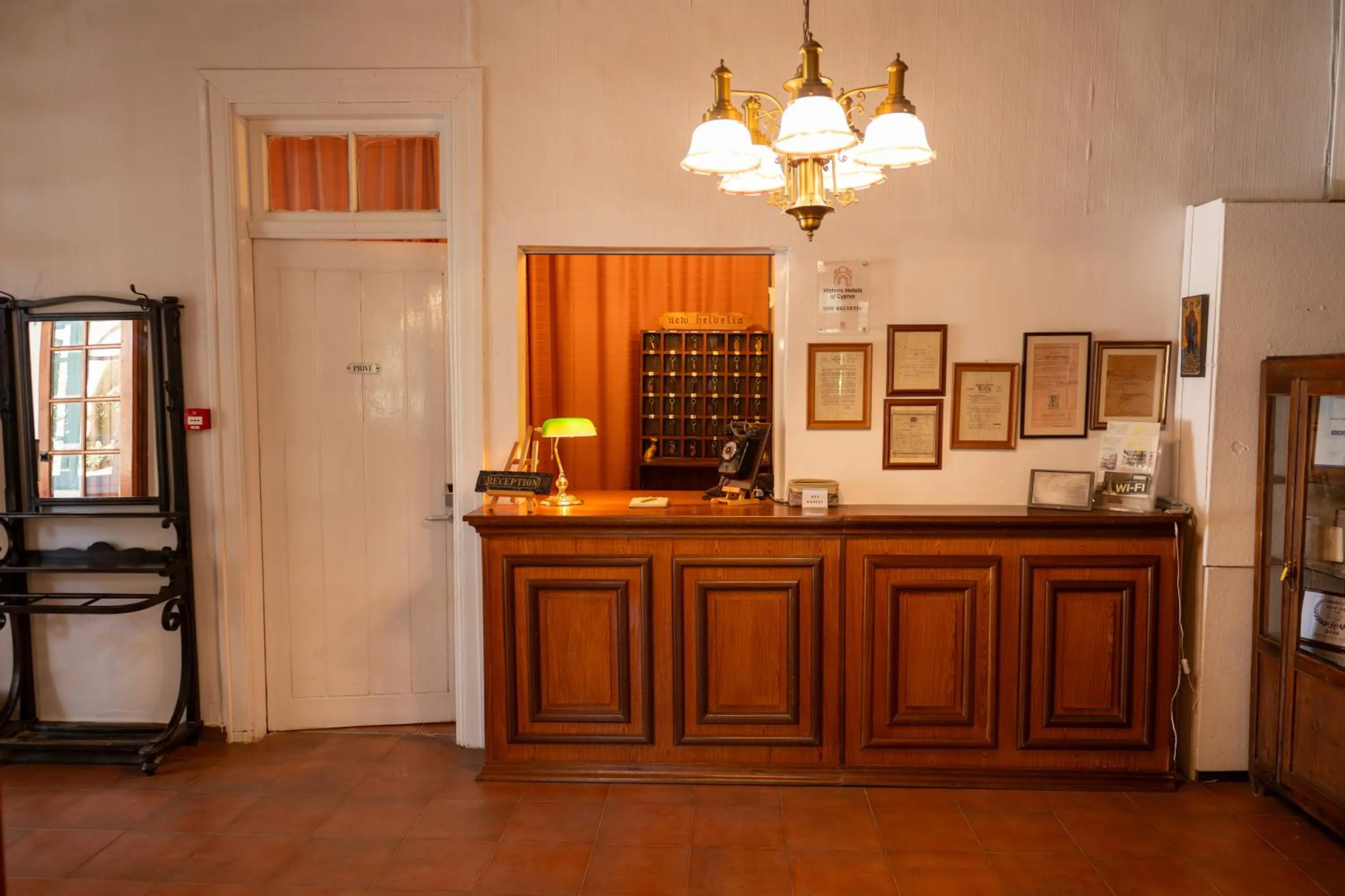 New Helvetia Historic Hotel