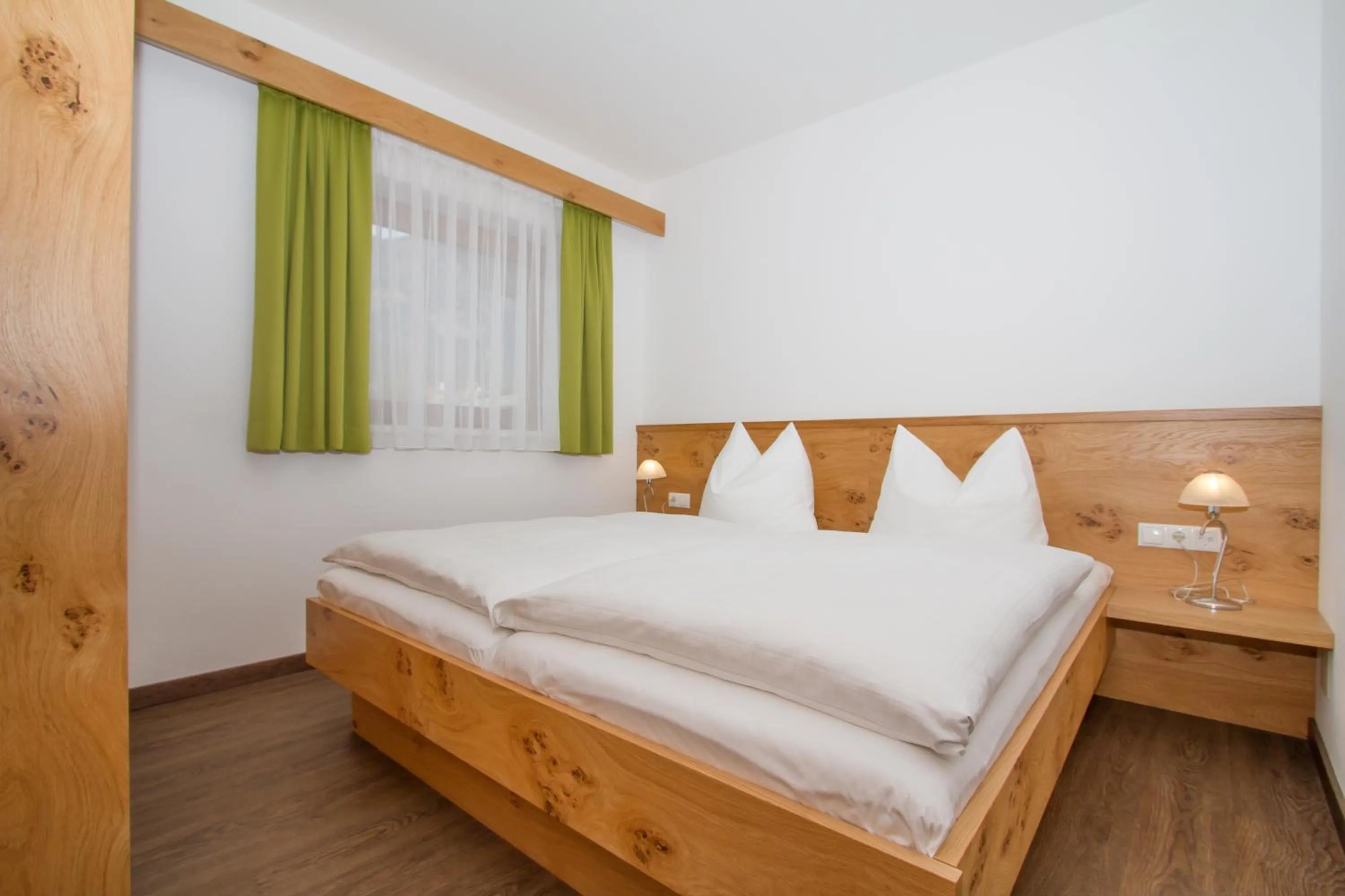 Photo of the whole room, Bed in Hotel Huberhof