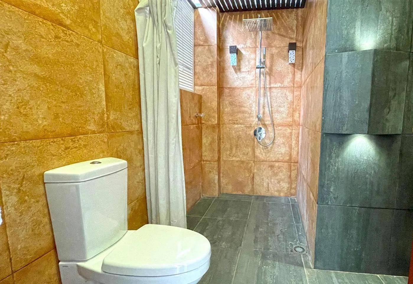 Bathroom in Blue Whale Resort & Kite Surfing