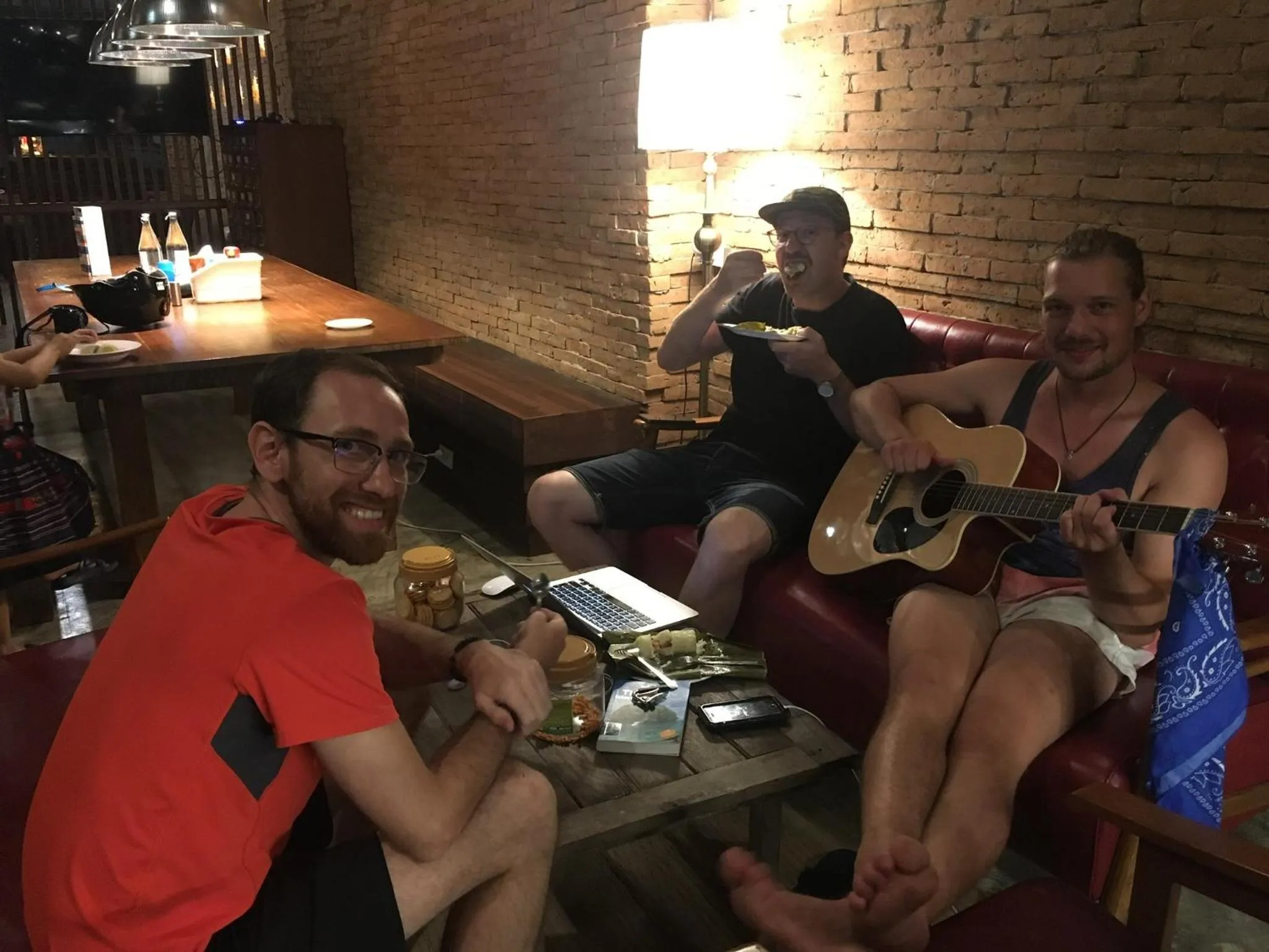 Night in Suneta Hostel Chiangmai