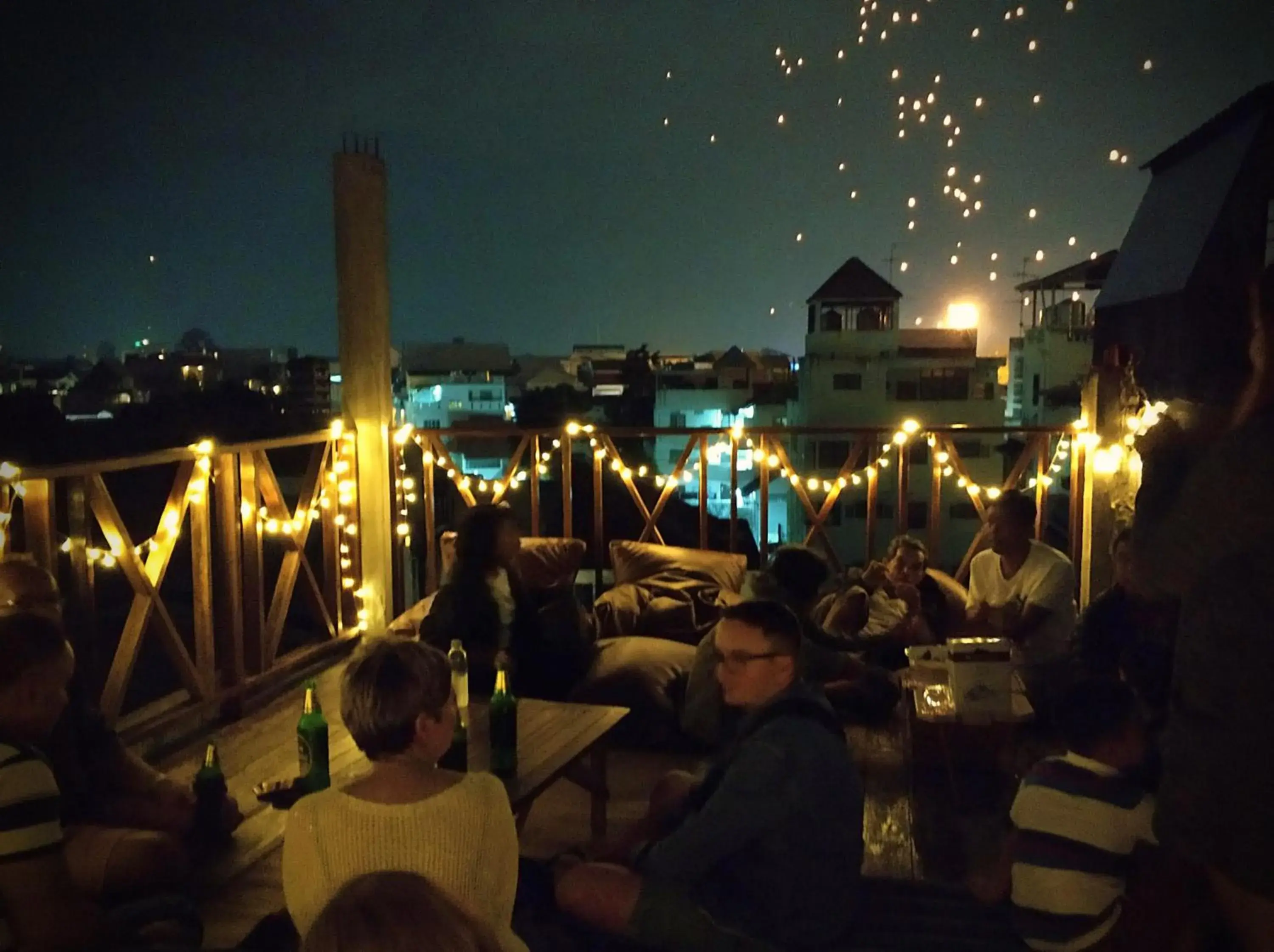 Restaurant/places to eat in Suneta Hostel Chiangmai Restaurant/places to eat in Suneta Hostel Chiangmai