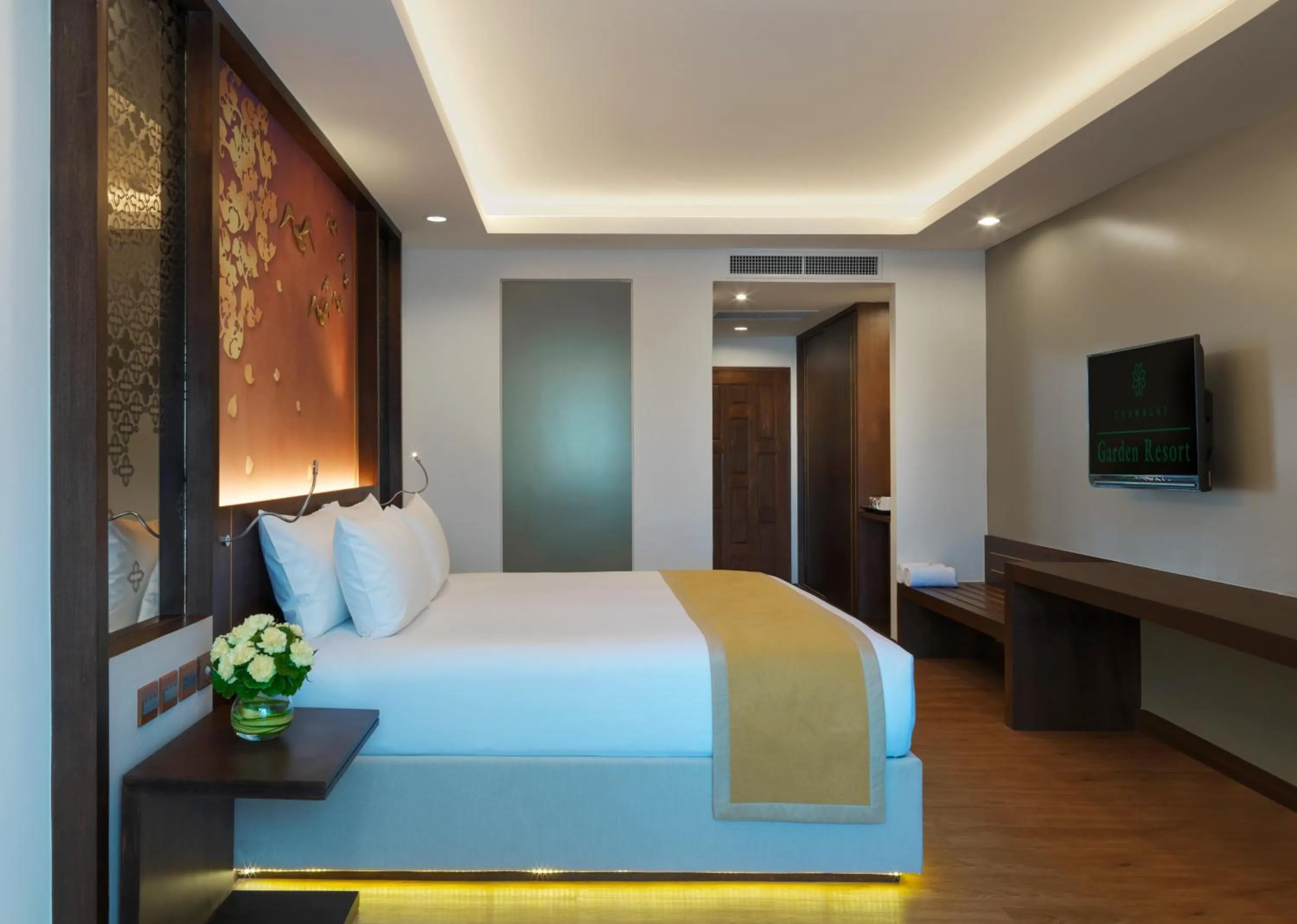 Photo of the whole room, Bed in Chanalai Garden Resort, Kata Beach