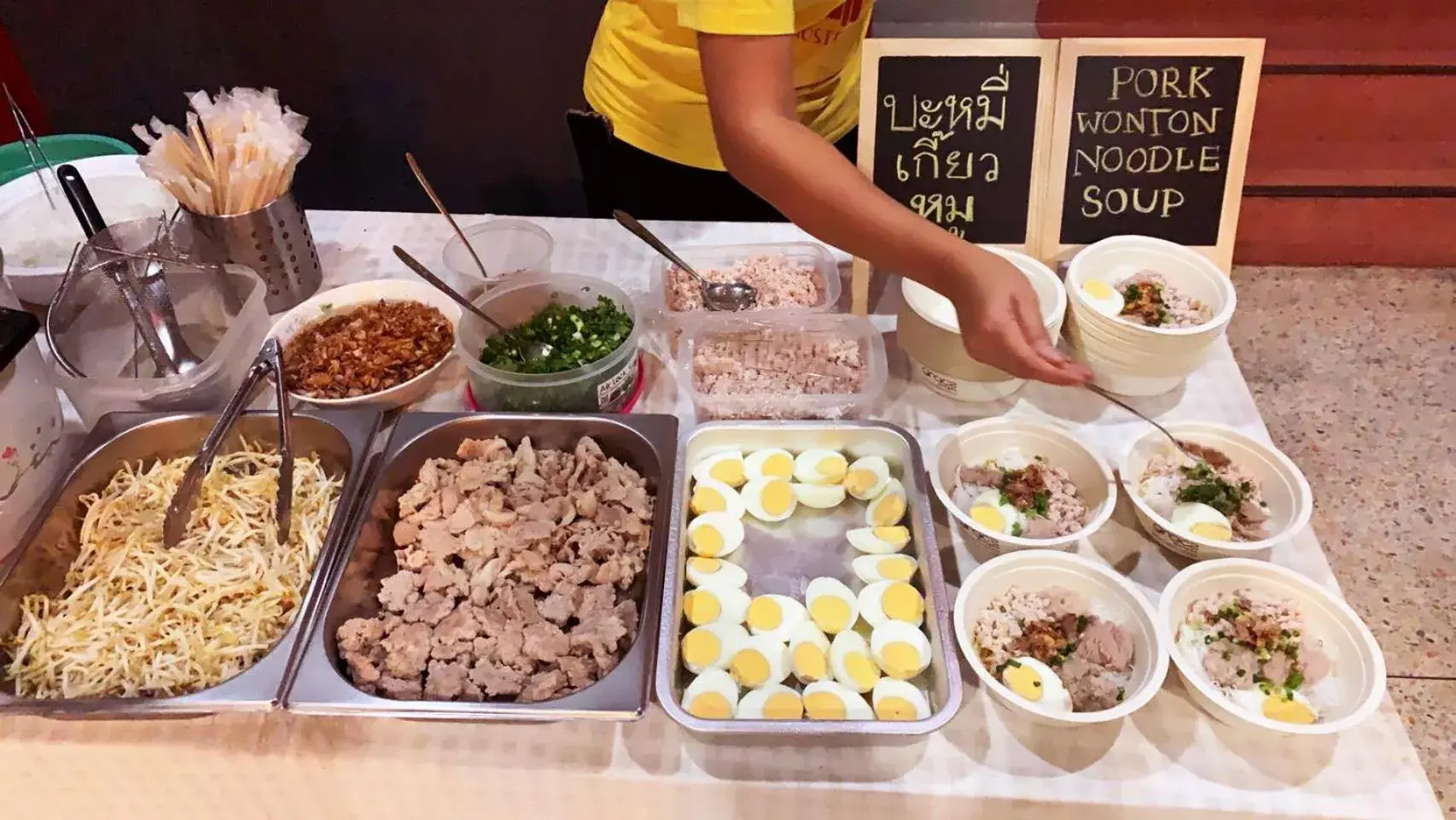 Food in CLOUD on Saladaeng Silom Hostel Bangkok Food in CLOUD on Saladaeng Silom Hostel Bangkok