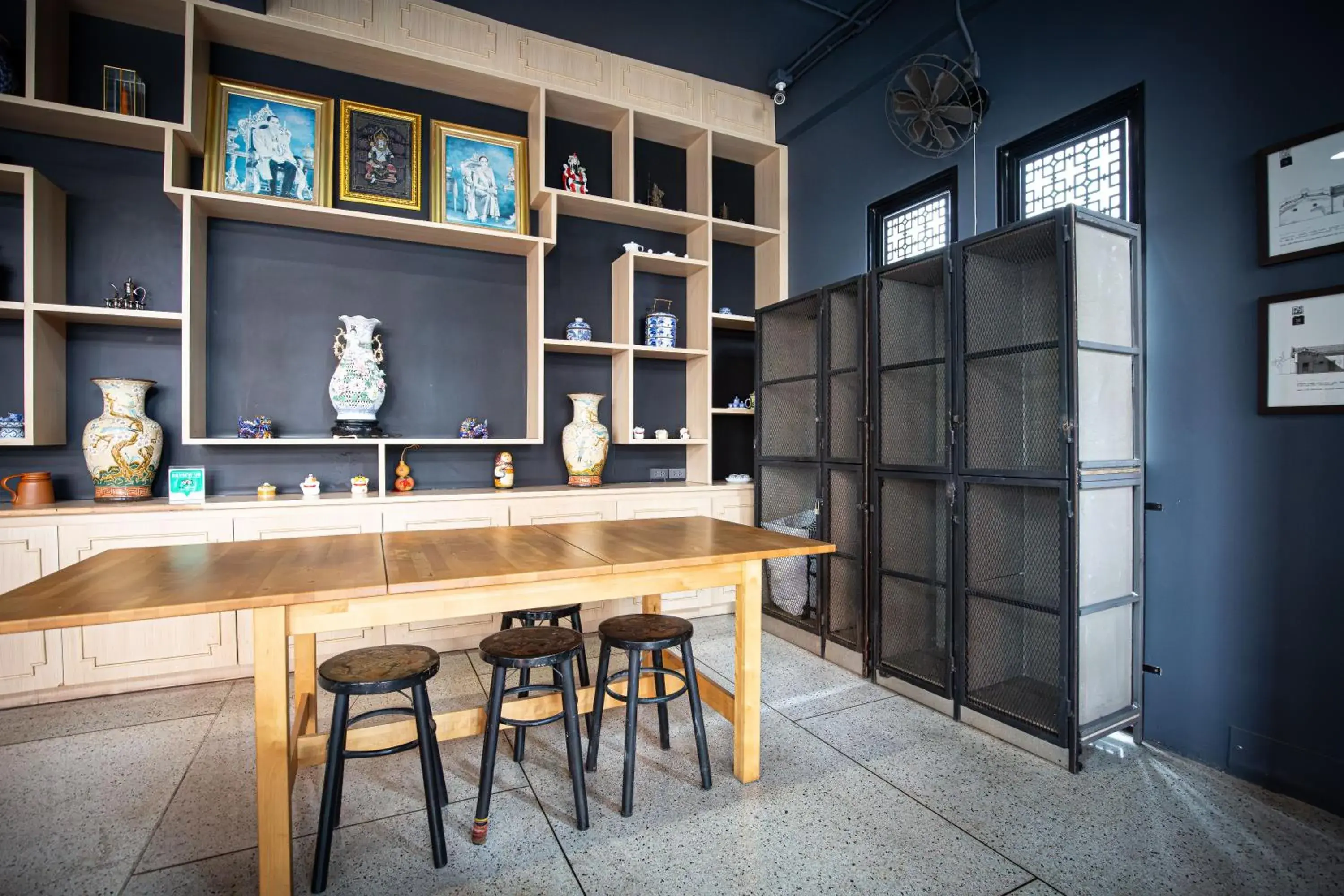 Property building in CLOUD on Saladaeng Silom Hostel Bangkok Property building in CLOUD on Saladaeng Silom Hostel Bangkok