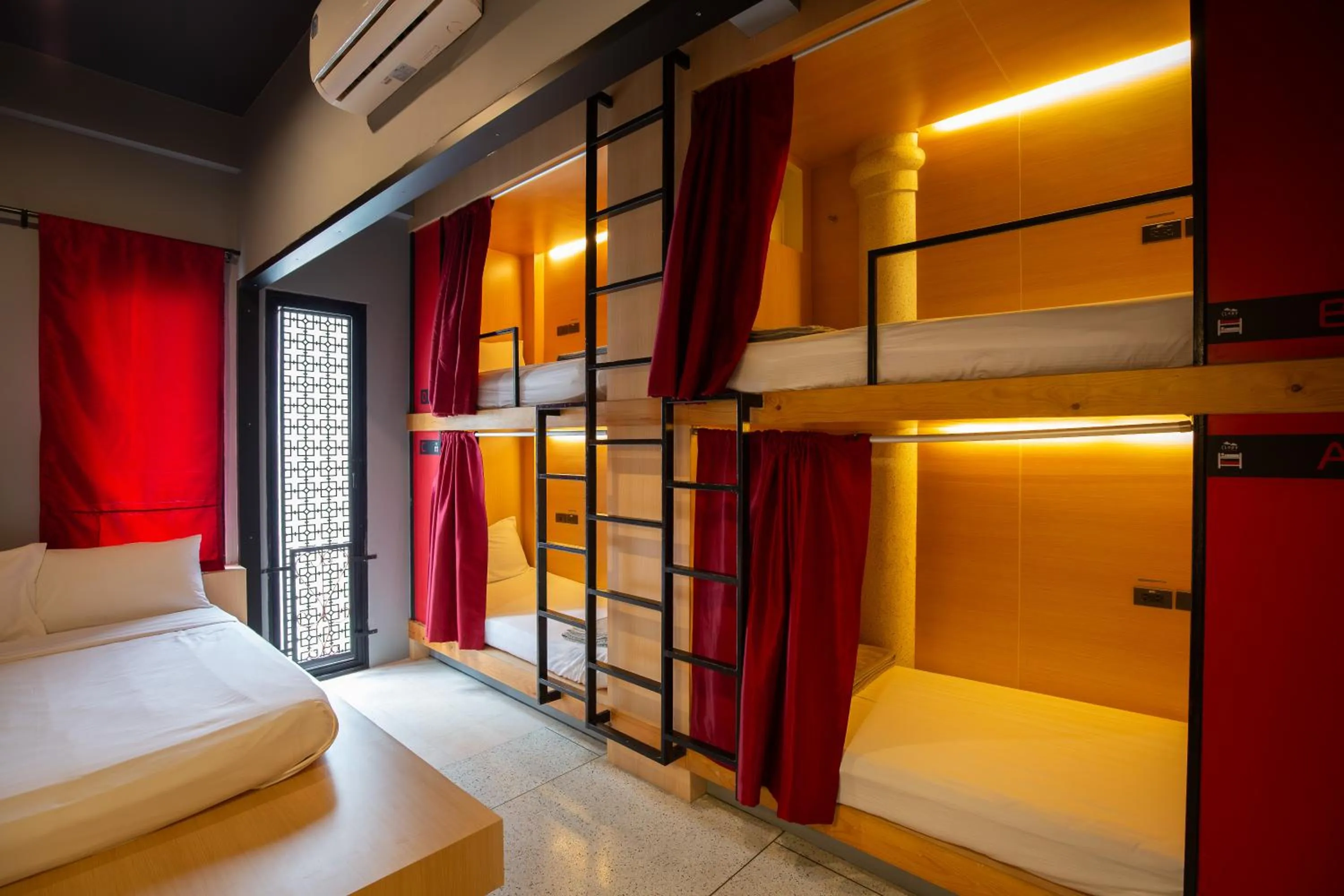 Bed in CLOUD on Saladaeng Silom Hostel Bangkok