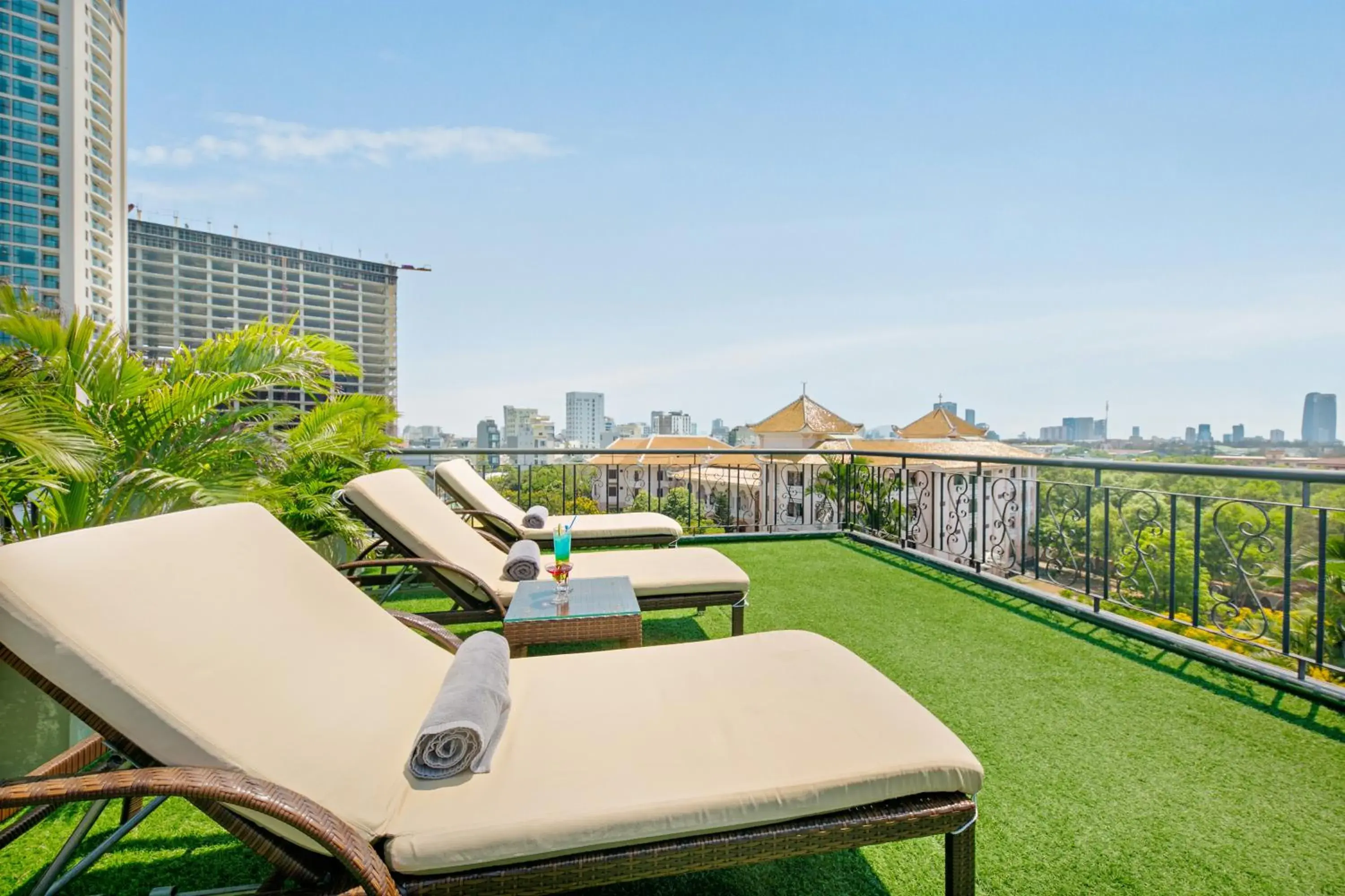 Swimming pool in Haka Boutique Hotel Swimming pool in Haka Boutique Hotel