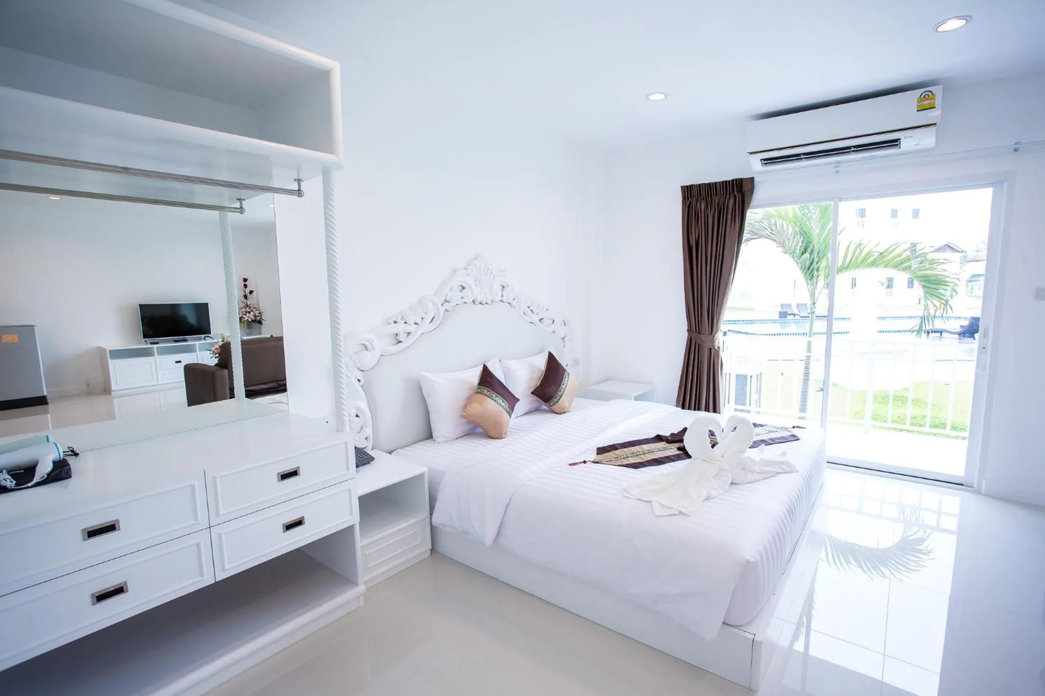 Photo of the whole room in White House