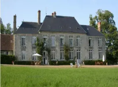 Château de Sarceaux Château de Sarceaux