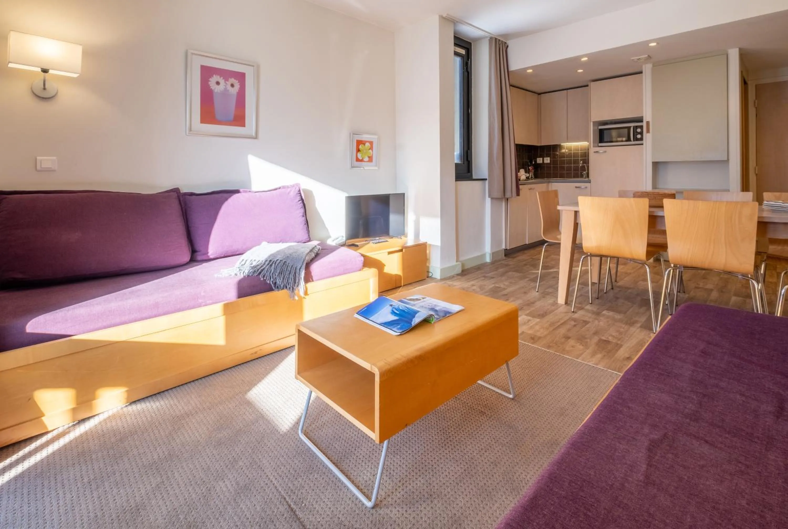 Kitchen or kitchenette in Résidence Pierre & Vacances La Forêt