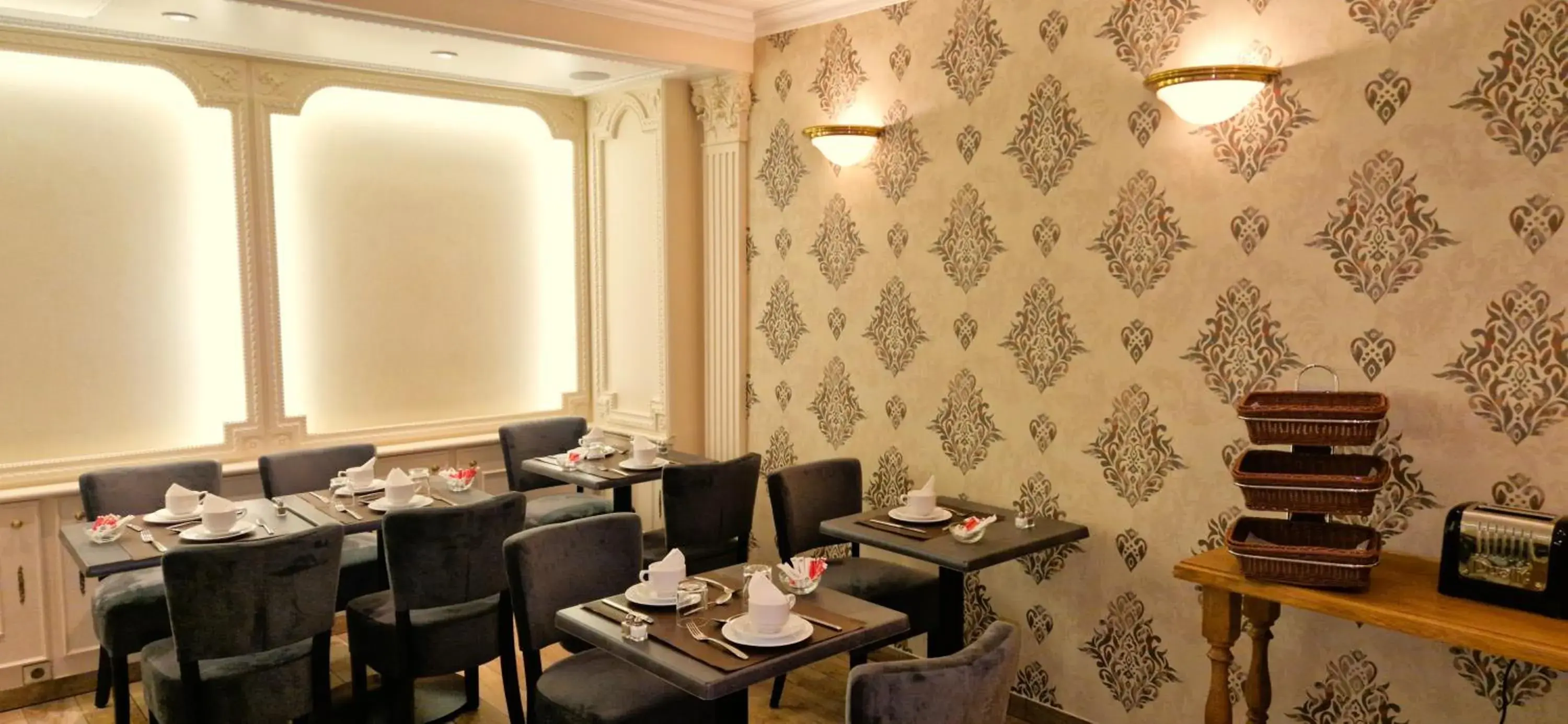 Breakfast in Princesse Caroline Breakfast in Princesse Caroline