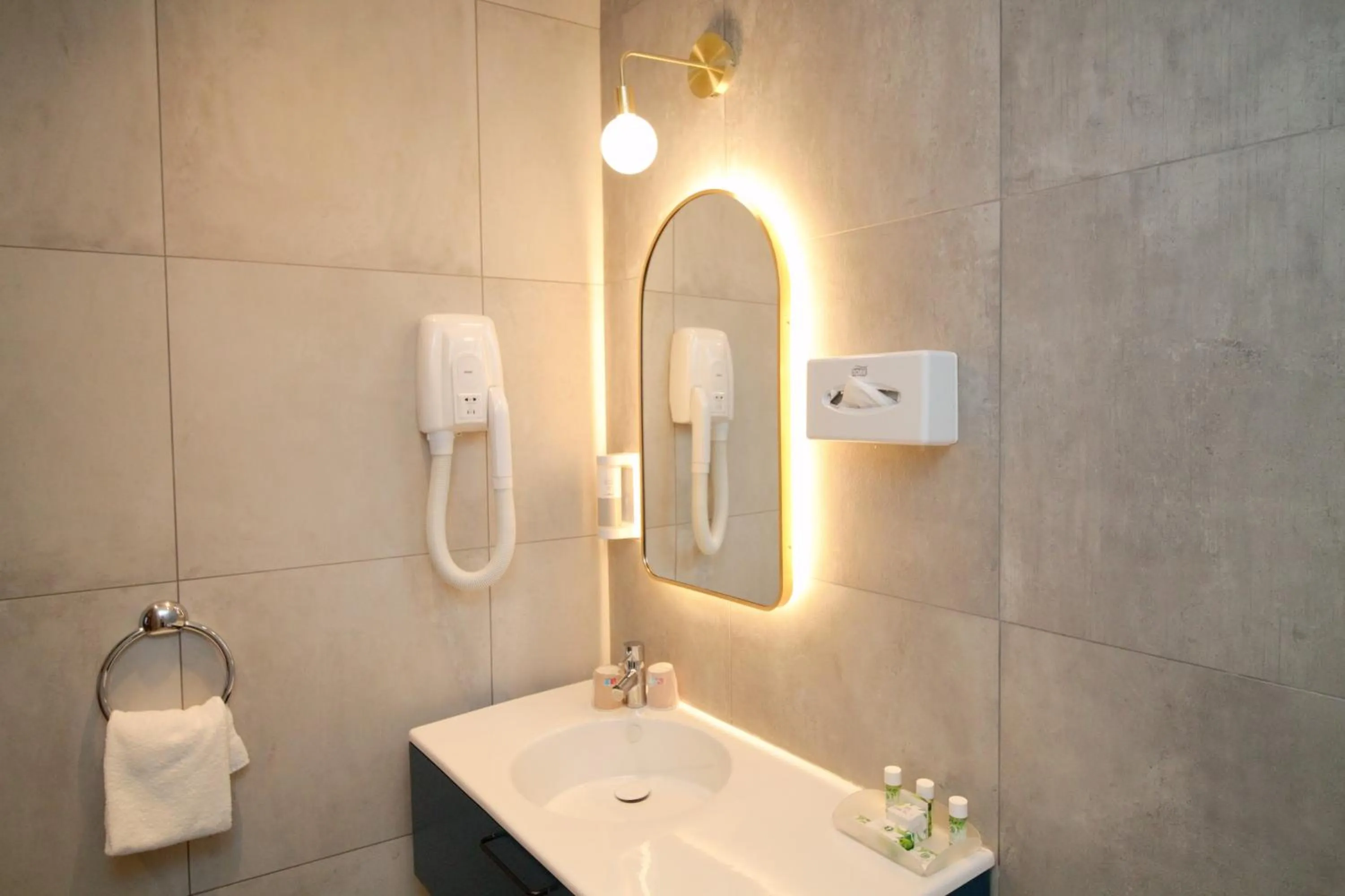 Bathroom in Princesse Caroline